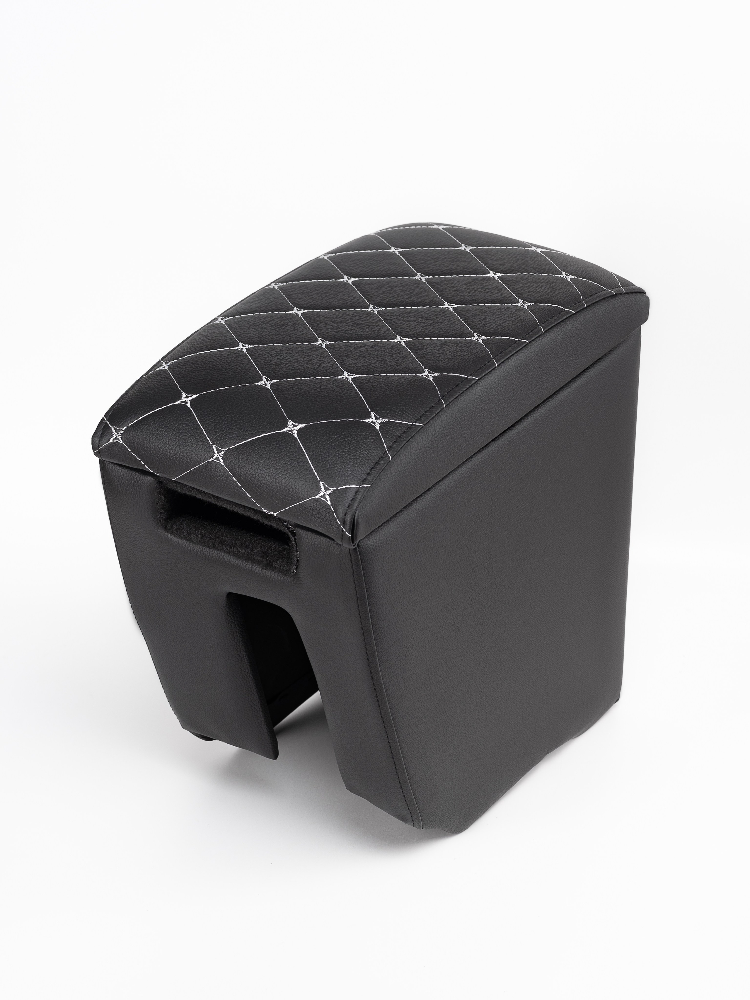 Автоподлокотники предметка стёганые серия 3. Предметный фотограф, фото для маркетплейсов Пятигорск, КМВ