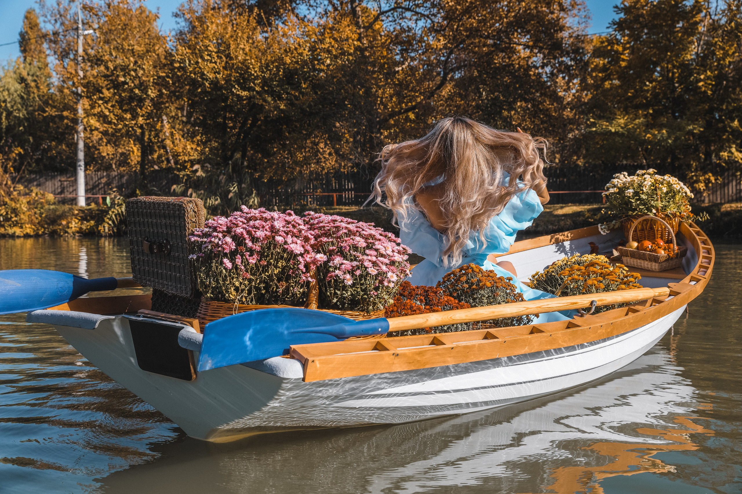 ПРОЕКТ «ЦВЕТОЧНАЯ ЛОДКА». Photographer Viktoriya Markushina «My world throug»