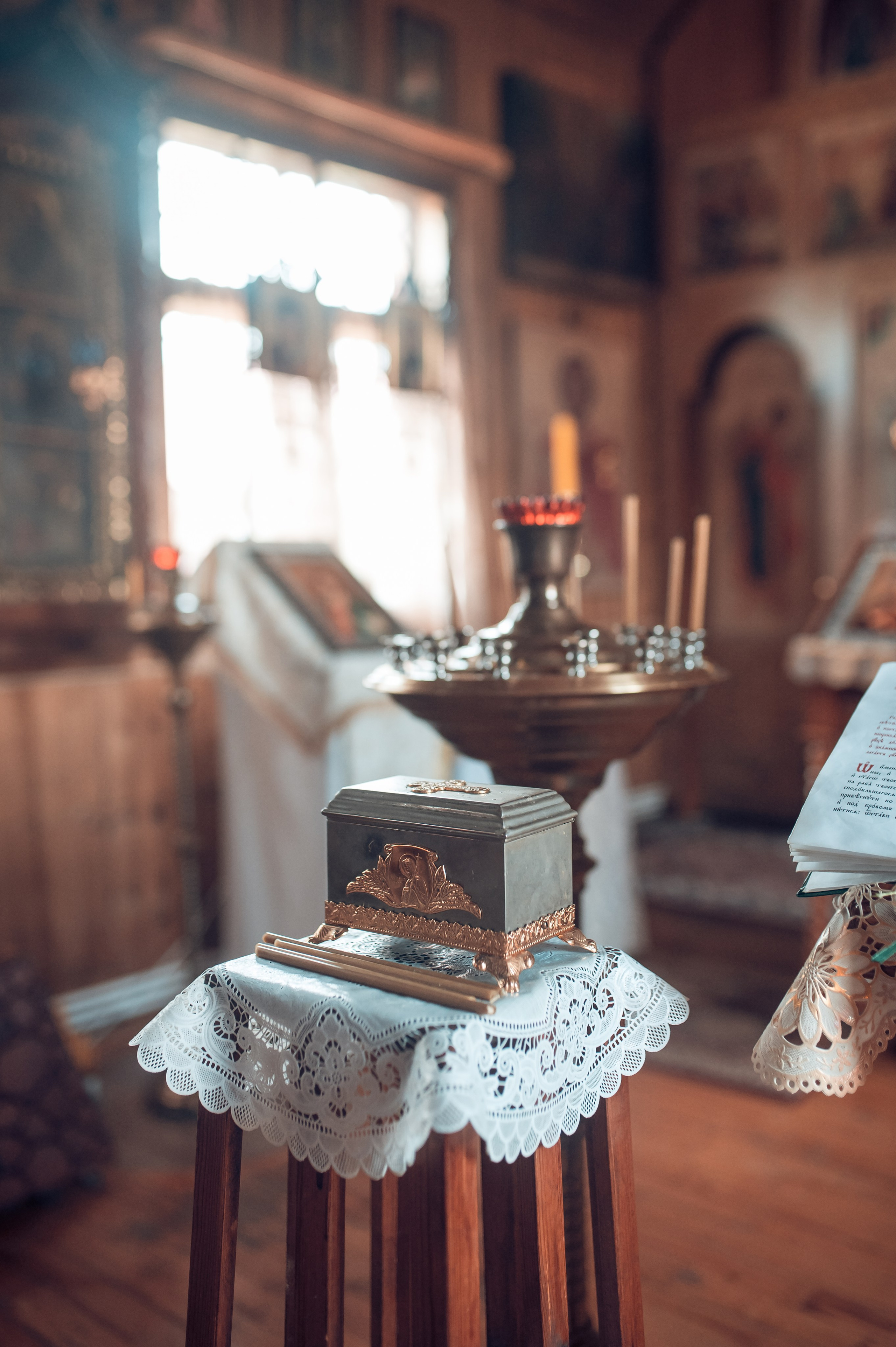 Церковь Покрова Пресвятой Богородицы в Полянах. Семейный фотограф Олеся Батурина Рязань