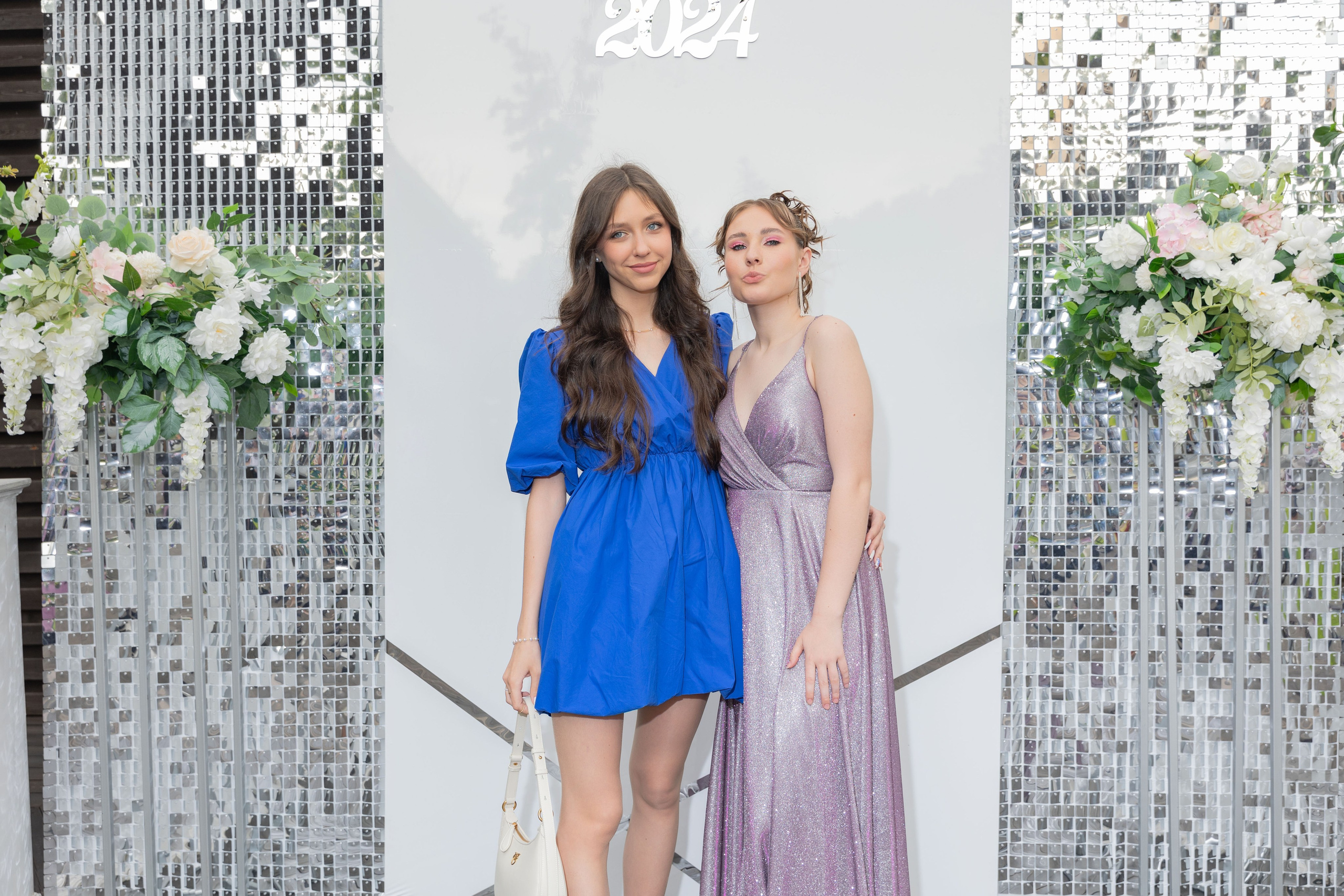 Выпускной вечер в школе № 58. Выпускные альбомы во Владивостоке