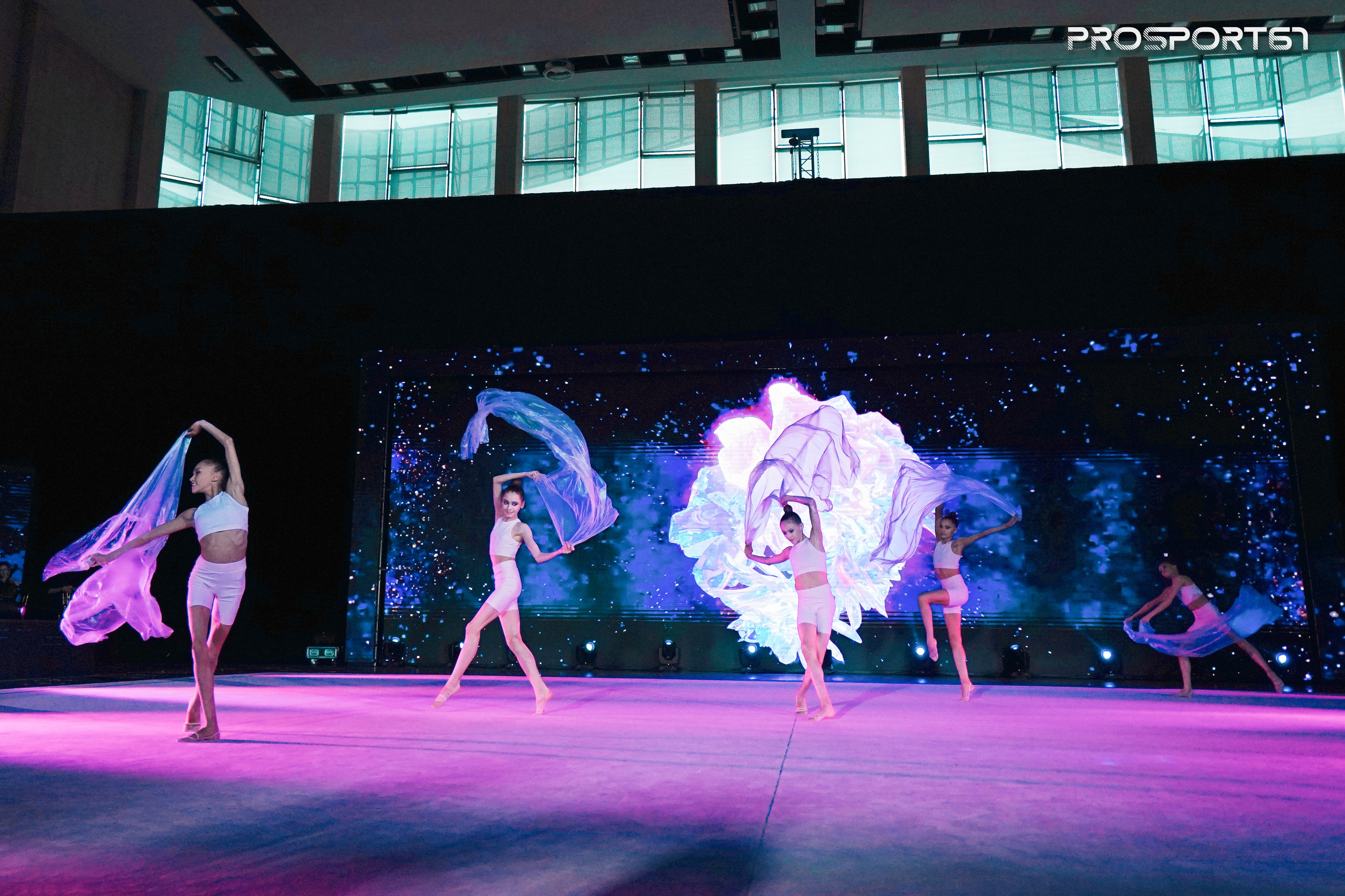 Закрытие. Хрустальная роза 2025 г.Минск. Спортивный фотограф Олег Медведев | prosport67 | Смоленск