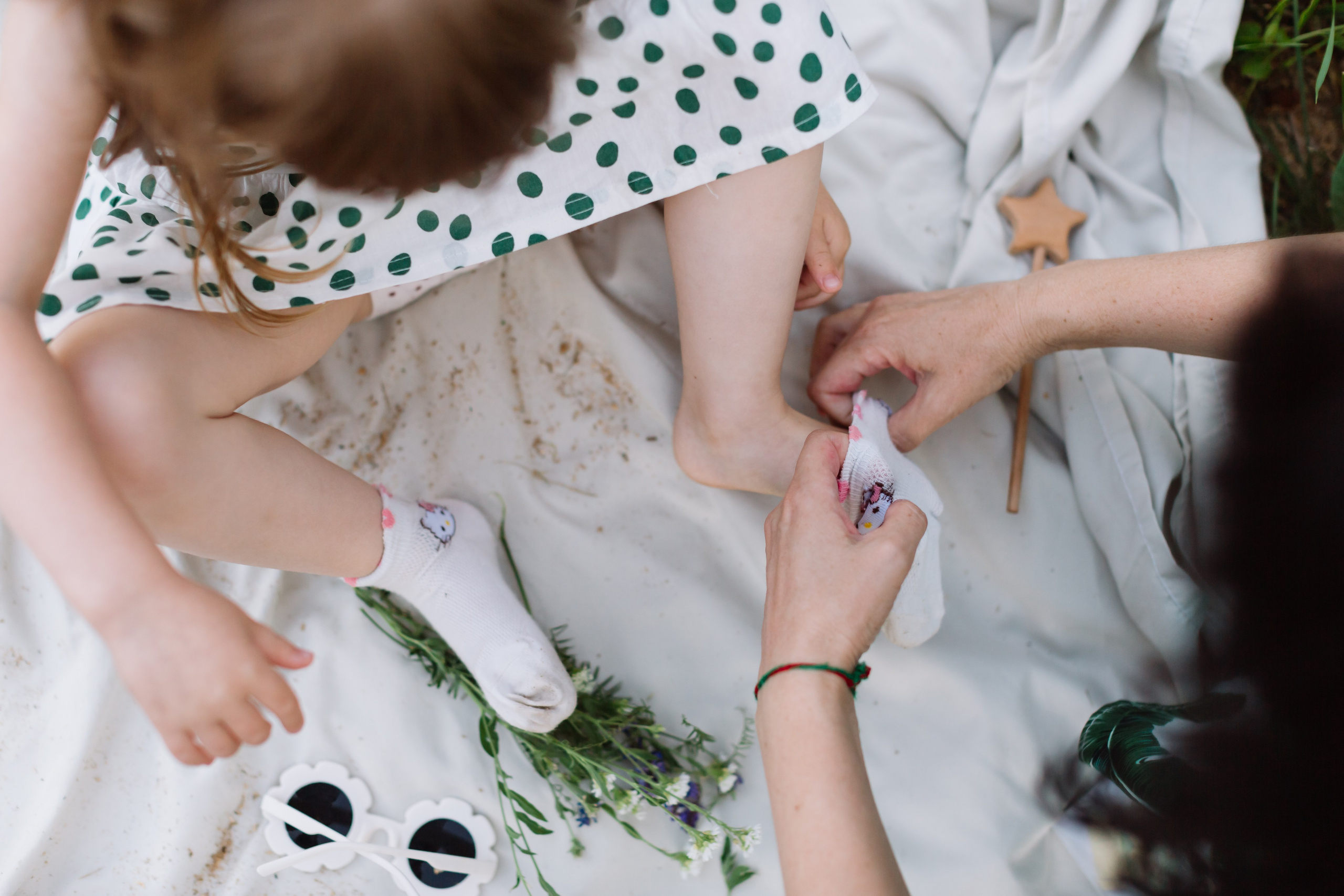 алёна малахова фотограф новосибирск семейный детский домашняя фотосессия в новосибирске день рождения репортажная съёмка фотосессия с лошадьми на конюшне деревня алтай  на природе фотосессия в детском саду мама и сын предложение руки и сердца идея  помолвка фотосессия берег закат детский день рождения годик торт аниматор лофт игровая продолжение следует prodoljenie_sleduet_  корпоратив тимбилдинг первоклашка линейка  контент  бизнес портрет оперный новат франция берет весна девушка мама и дочь мать и дитя