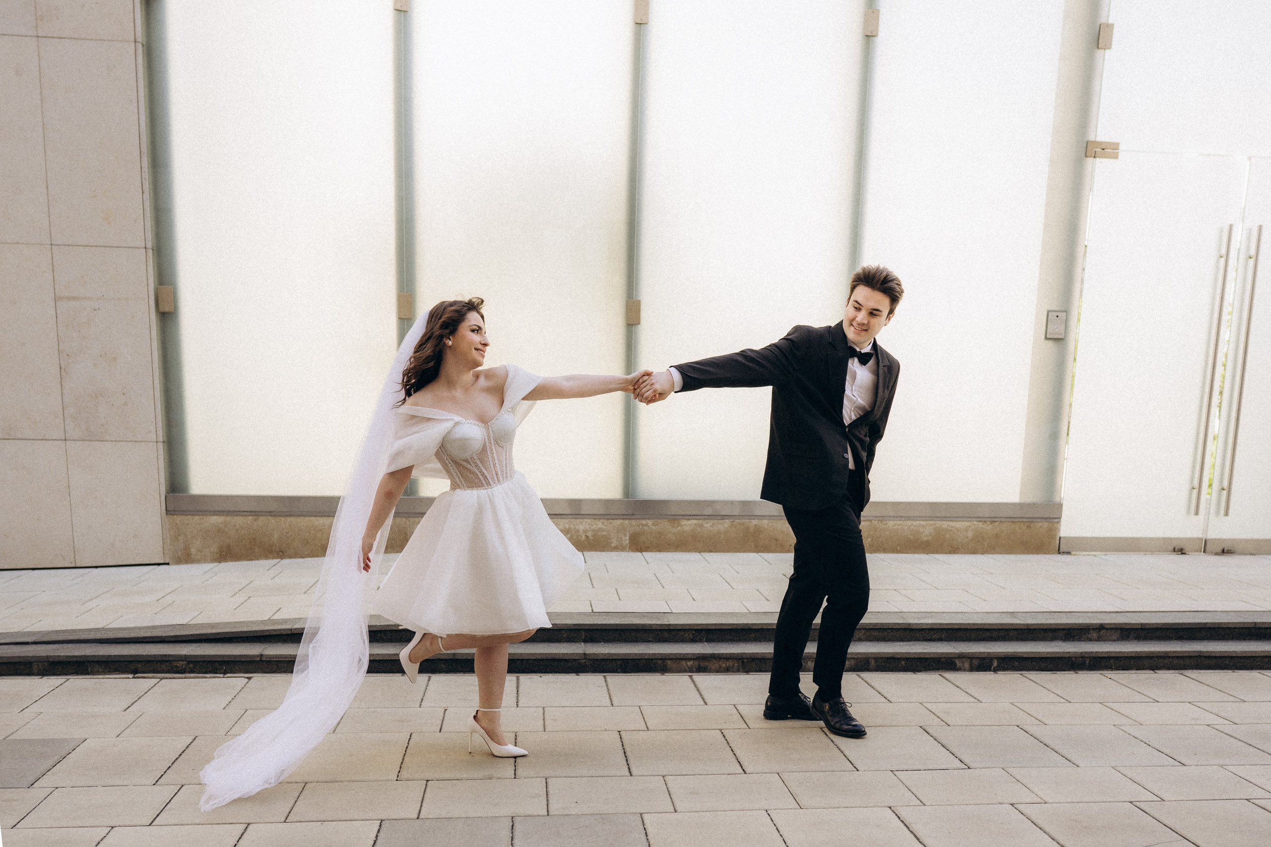 Свадебная фотопрогулка в Москве по центру города. Свадебный фотограф в Москве Анна Полушина