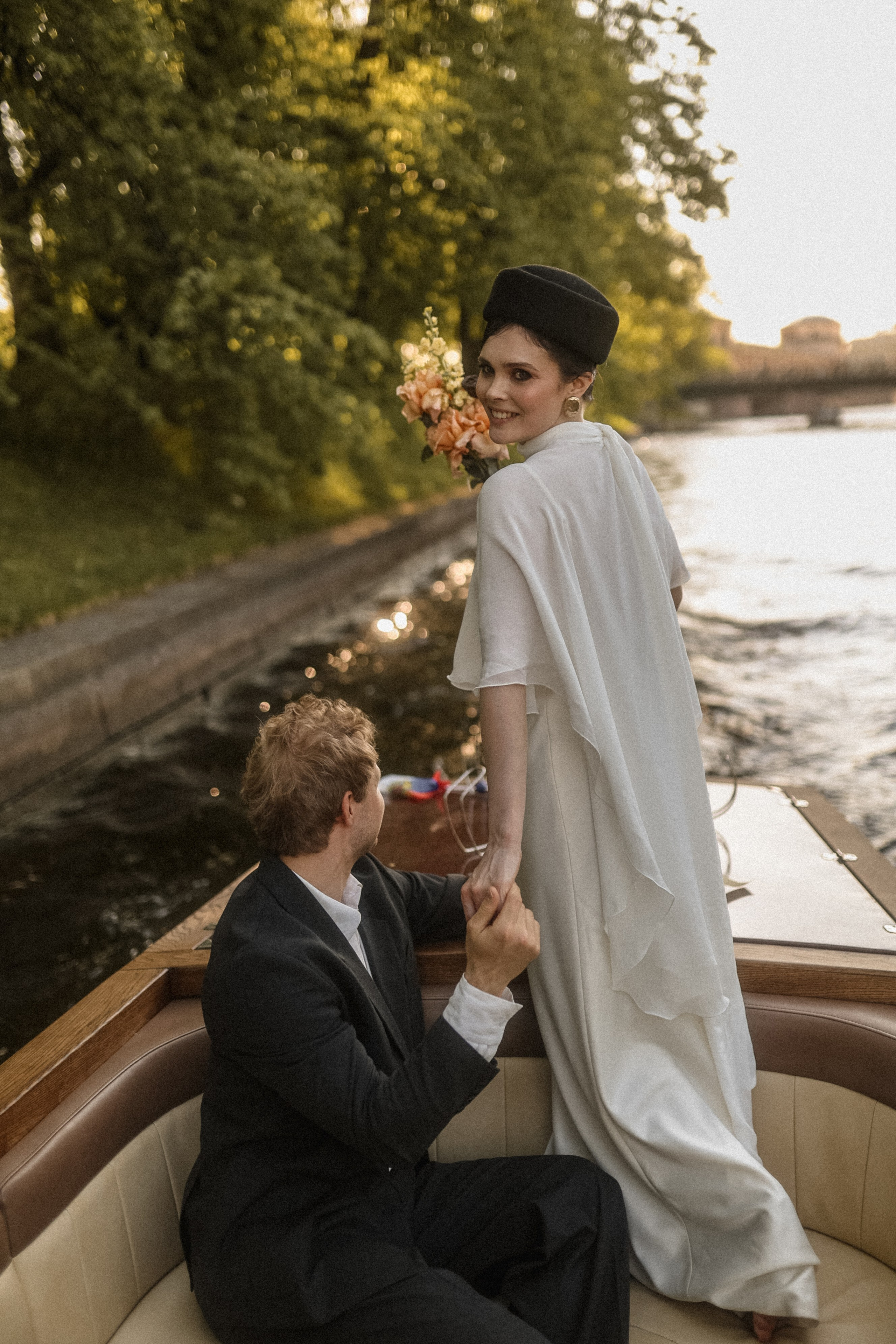 Летняя свадьба. Фотограф в Санкт Петербурге Лара Великова