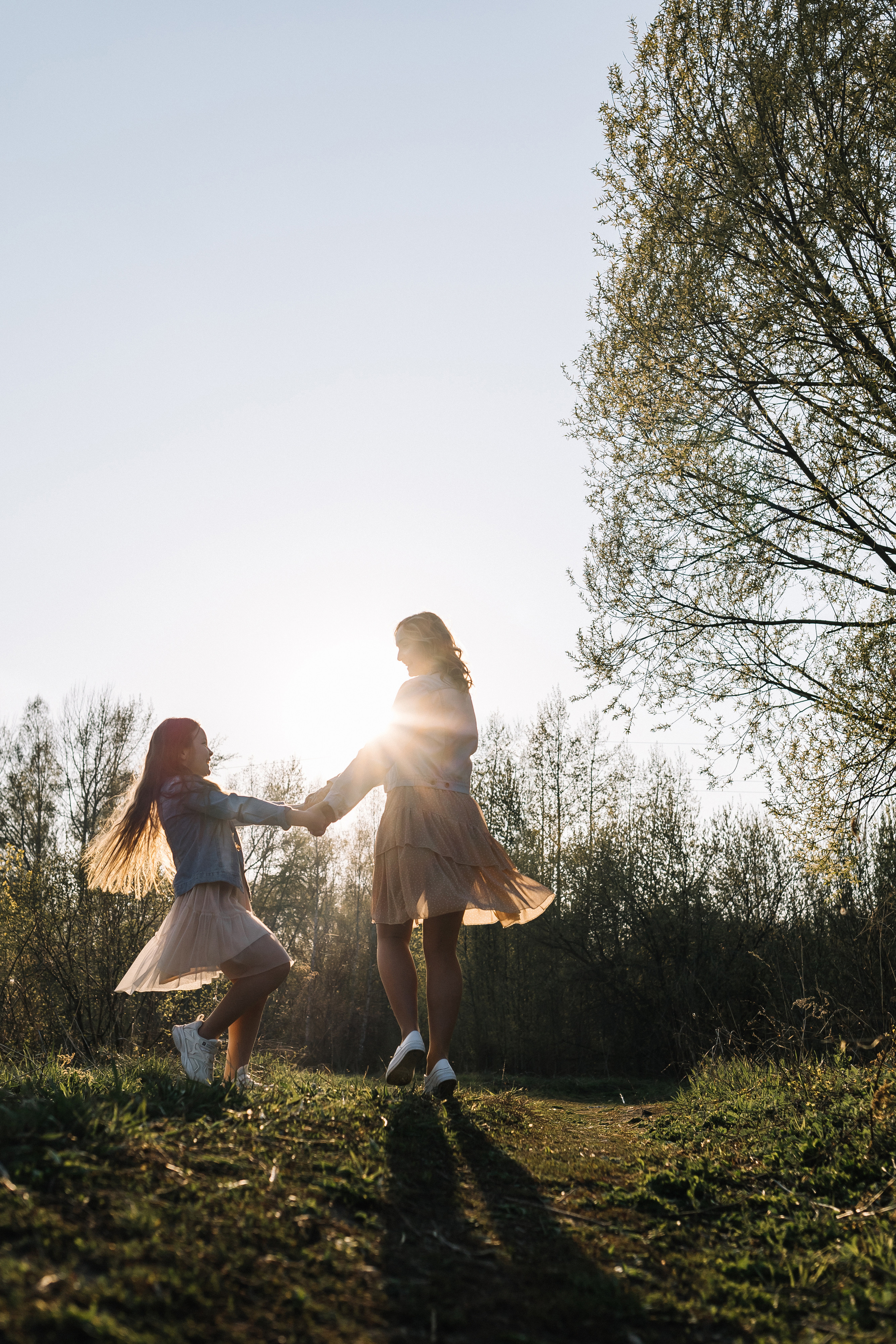 Прогулочная фотосессия для Ксюши и Дианы. Главная