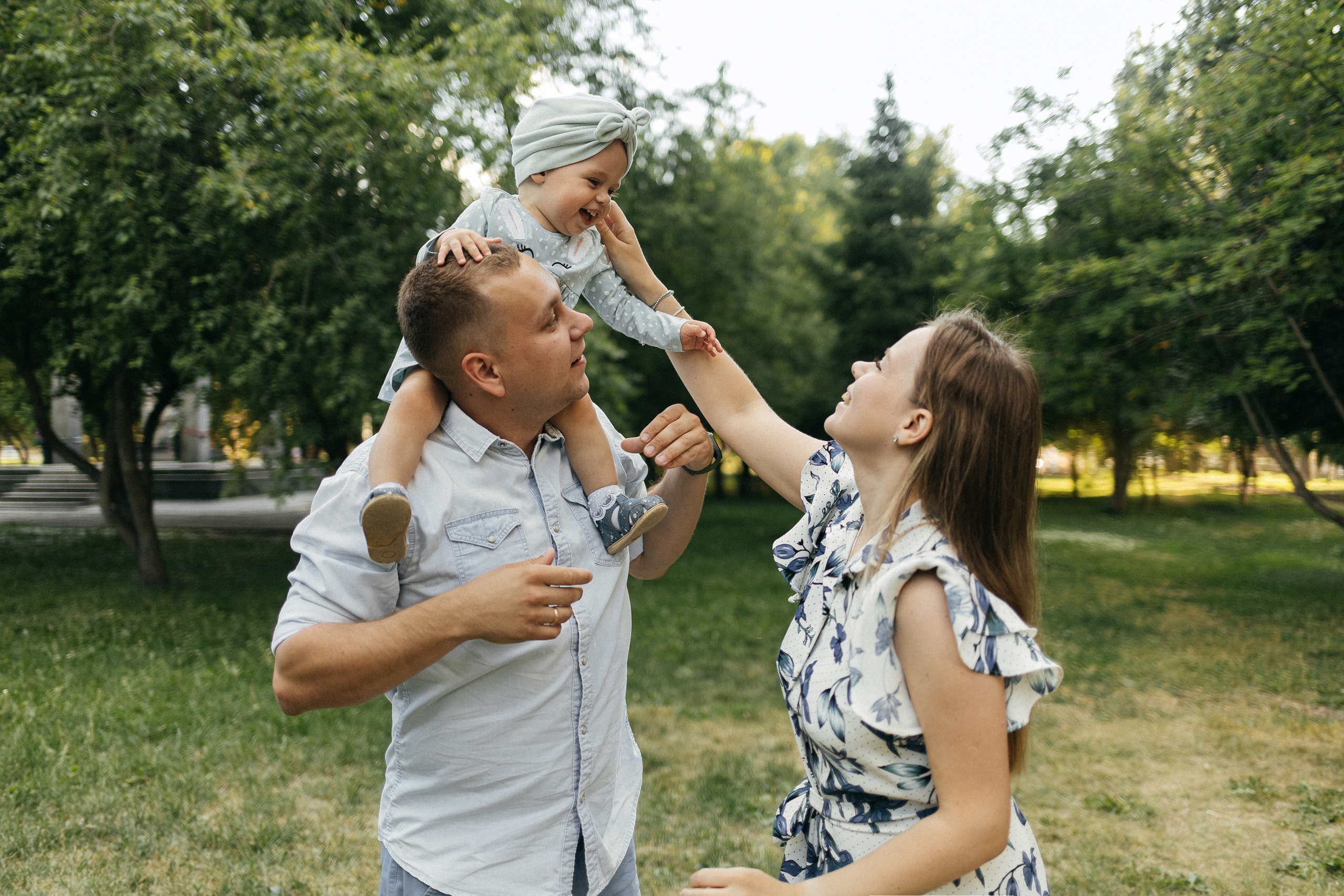Прогулочная фотосессия с маленькой Лизой. Главная