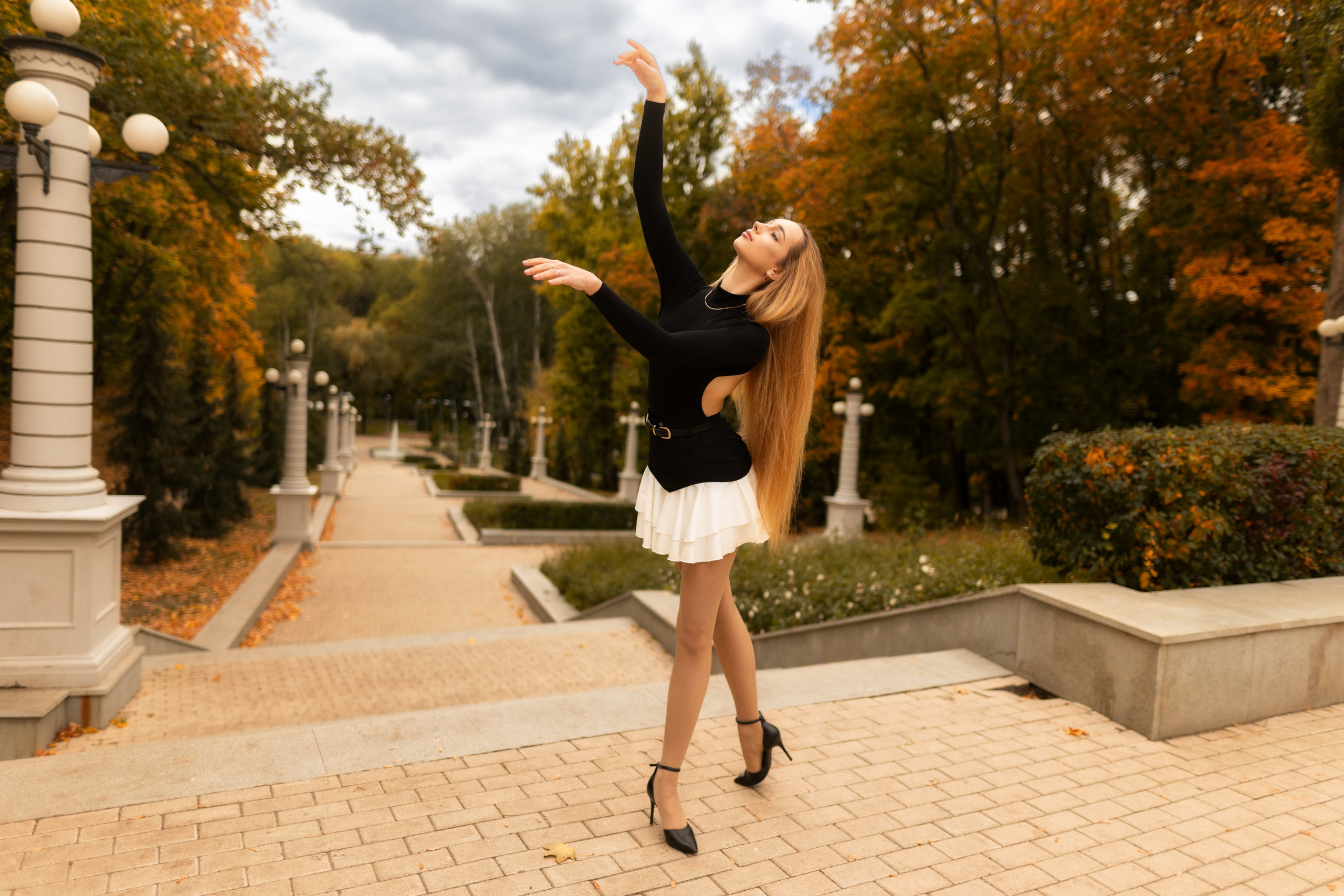 Осенний фотосет с Полиной в парке в формате «Я красивая». Дмитрий Шульгин, портретный фотограф в Воронеже