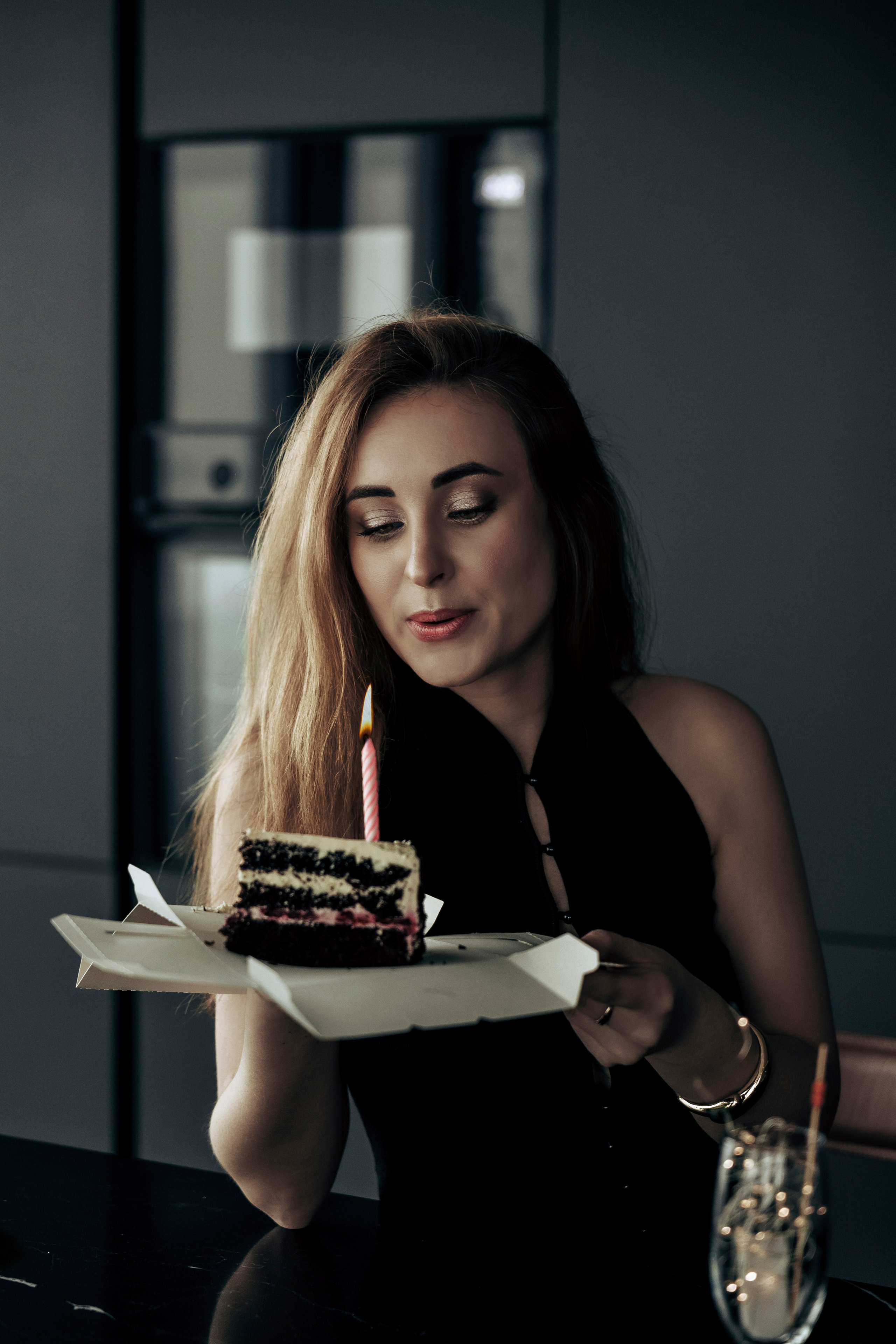 Индивидуальная студийная фотосессия в день рождения. Профессиональный фотограф в Санкт-Петербурге Александр Волосенцев