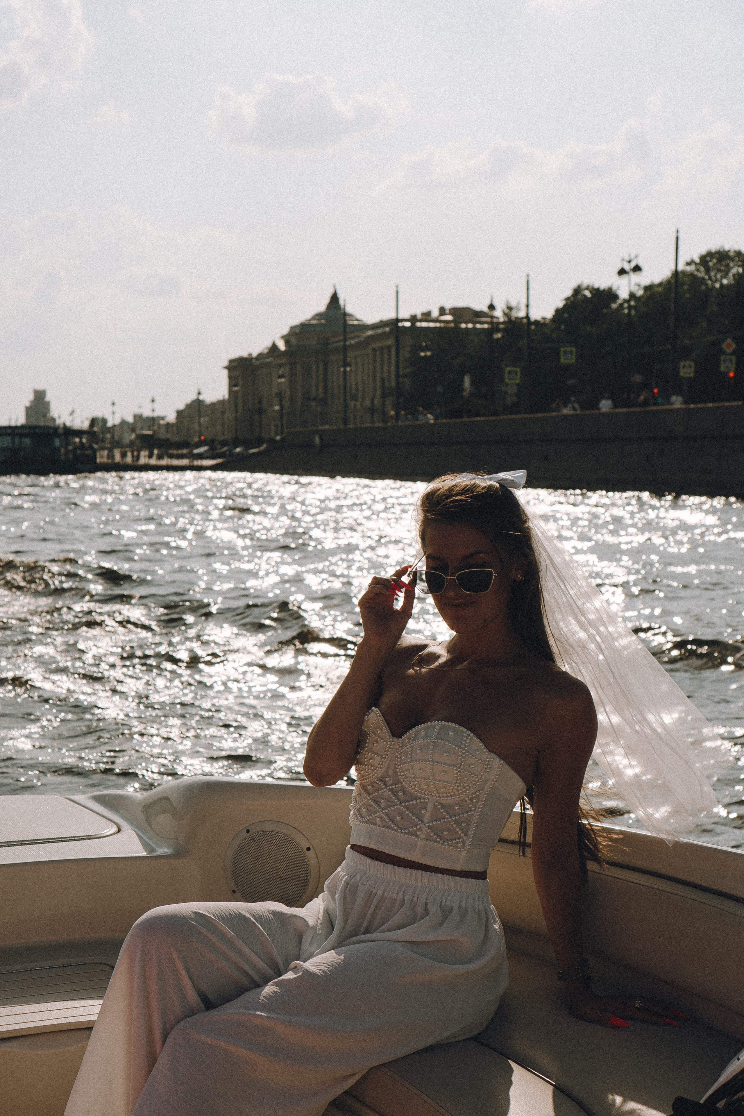 ДЕВИЧНИК НА КАТЕРЕ. Профессиональный фотограф, Санкт-Петербург — Виктория Богомолова