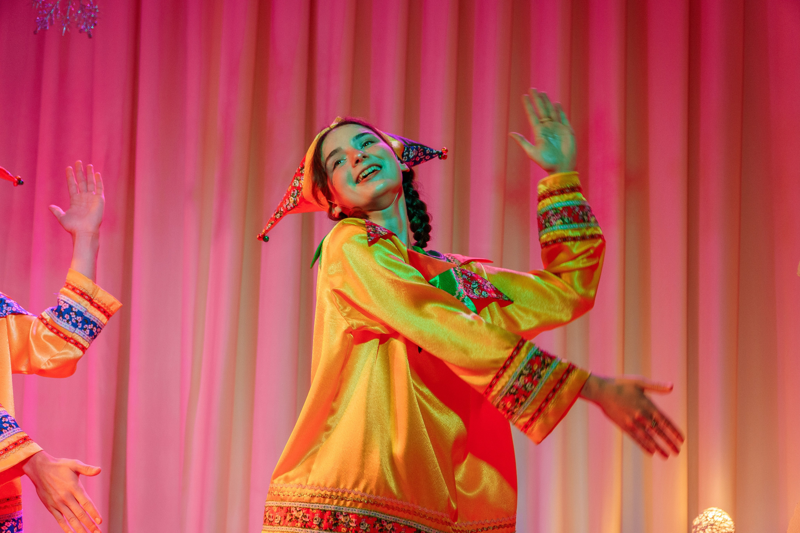 «Сказка о Новом годе и богатыре настоящем». Новотитаровский Дом культуры