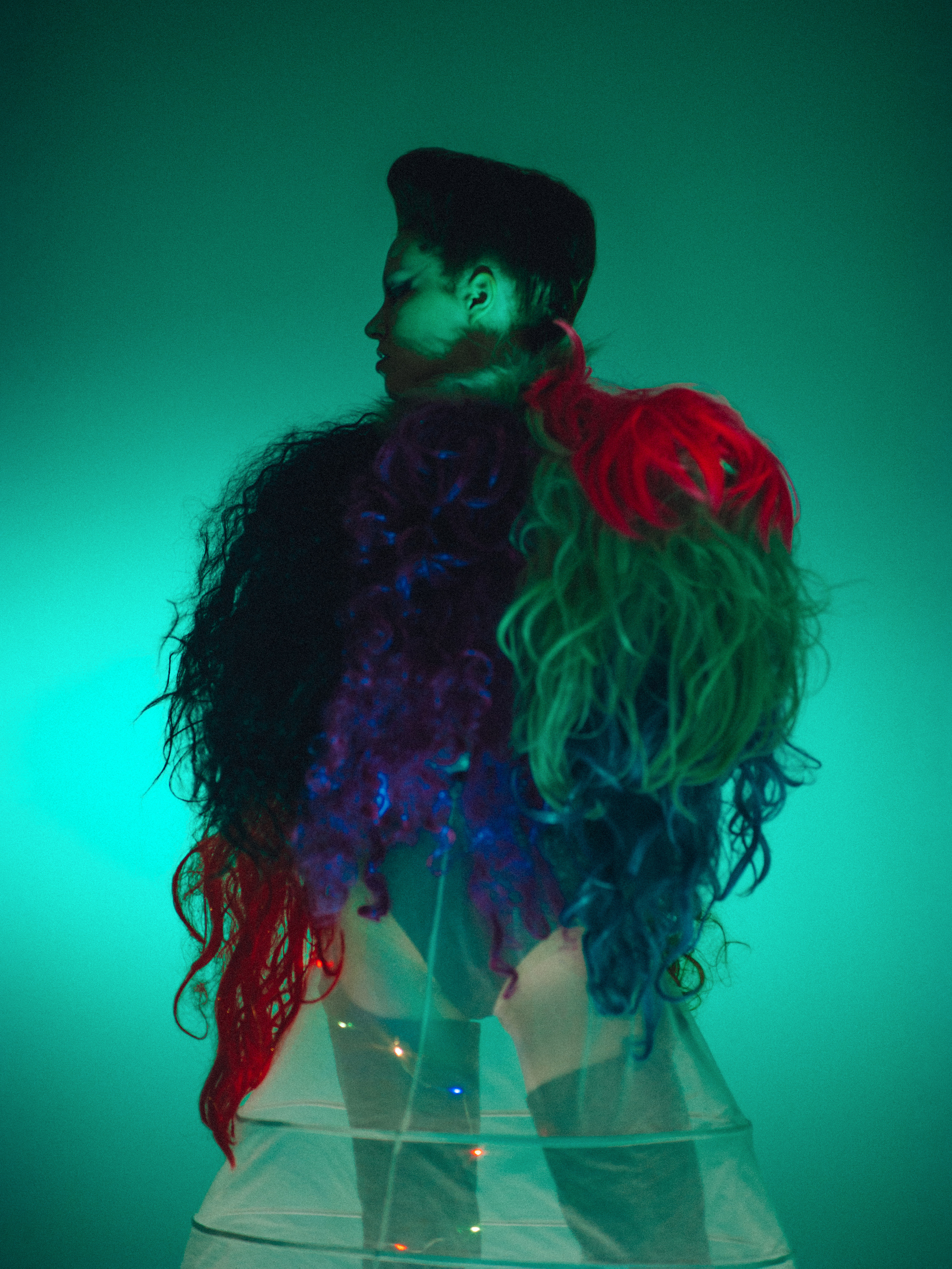 «Out Of Sticks And Shit». Fashion-фотограф (фэшн-фотограф) в Москве Руслан Исинев (Ruslan Isinev)