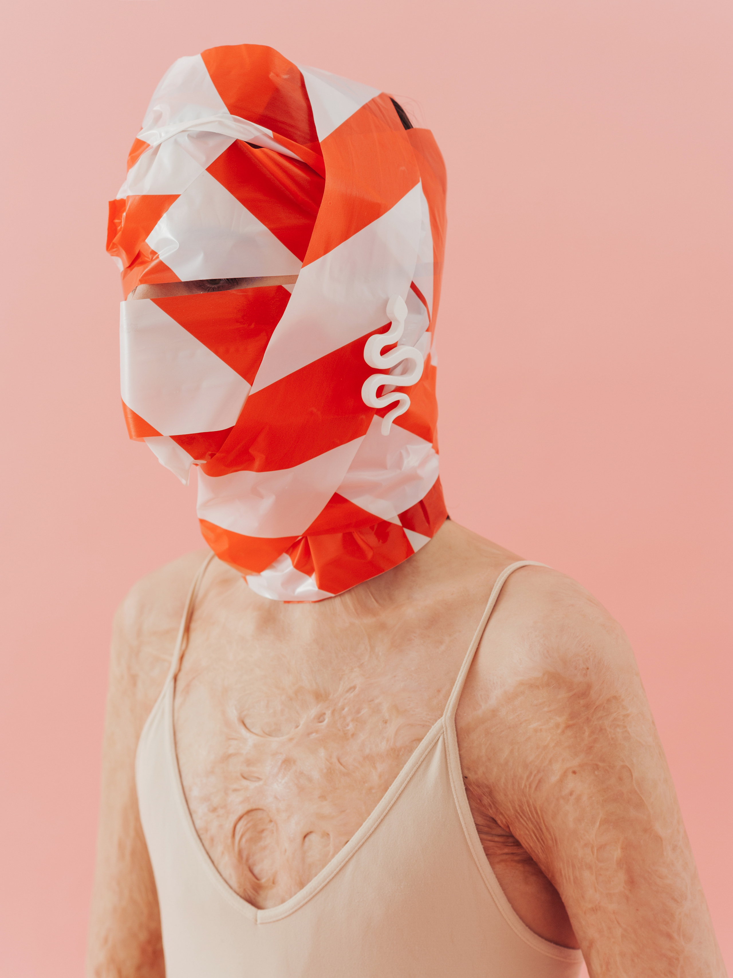 «Refractory» for NYLON magazine. Fashion-фотограф (фэшн-фотограф) в Москве Руслан Исинев (Ruslan Isinev)