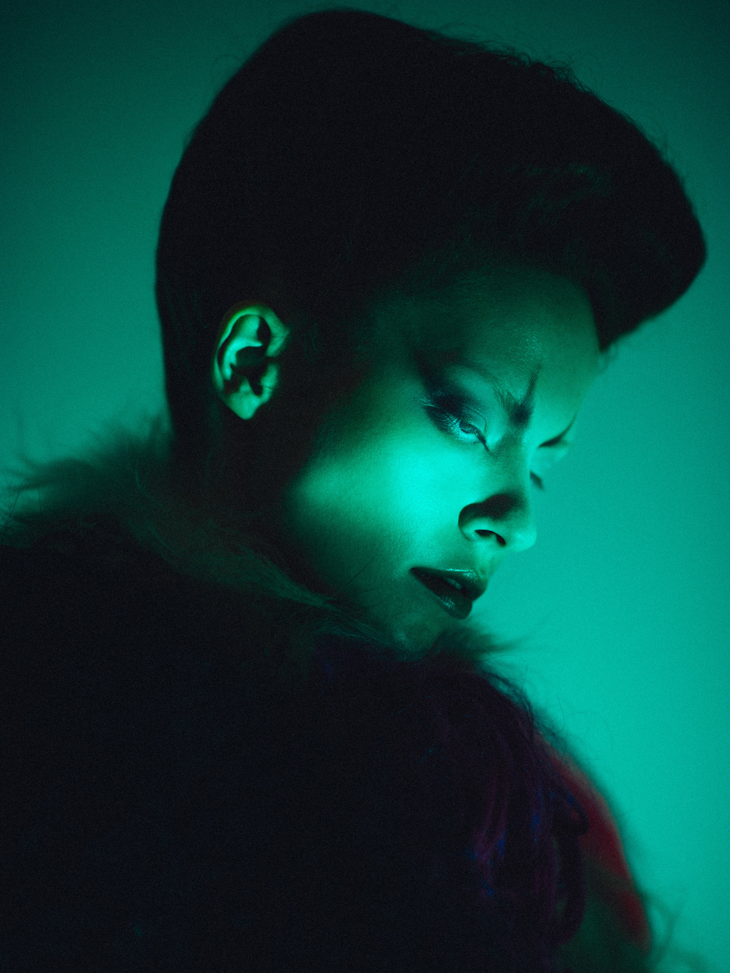 «Out Of Sticks And Shit». Fashion-фотограф (фэшн-фотограф) в Москве Руслан Исинев (Ruslan Isinev)