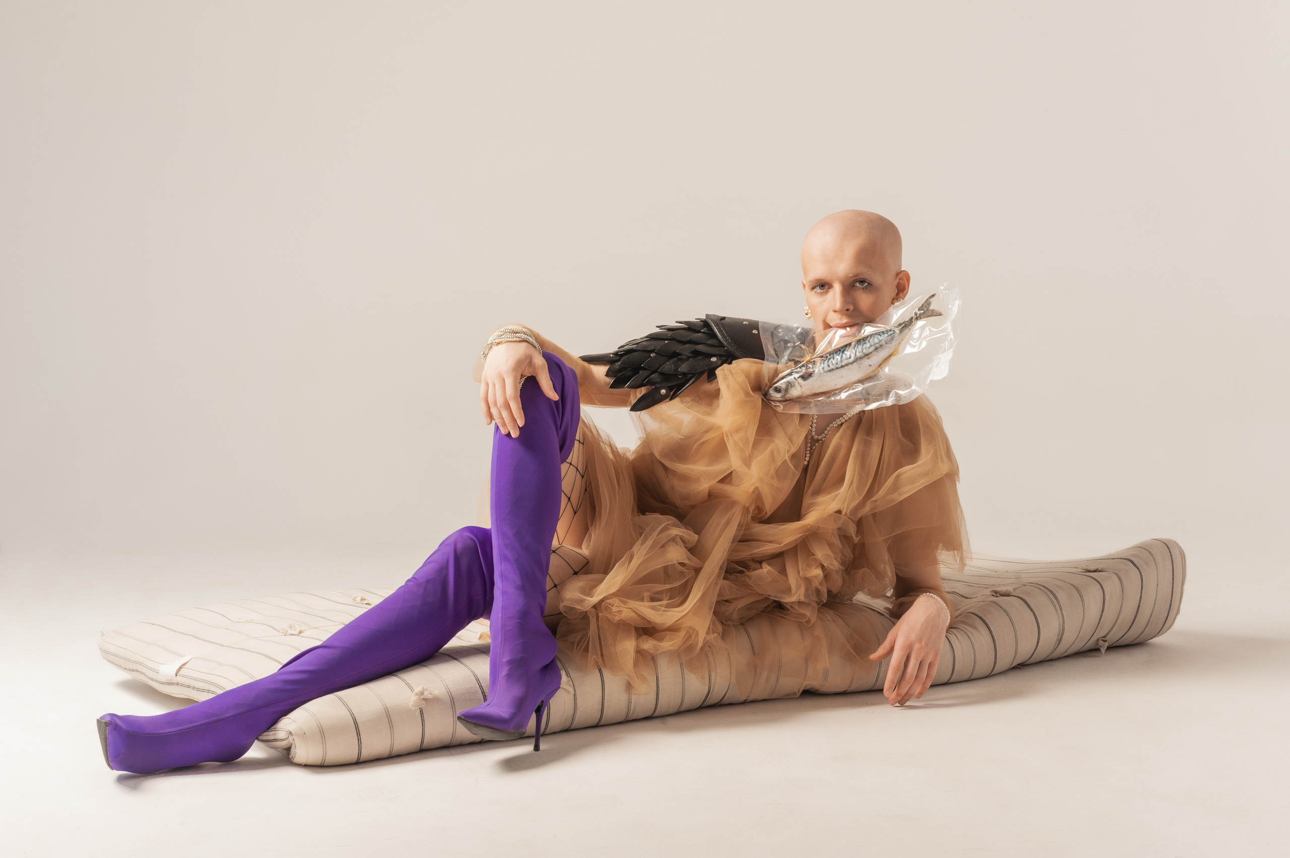 «Human Rights» for Sicky Magazine. Fashion-фотограф (фэшн-фотограф) в Москве Руслан Исинев (Ruslan Isinev)