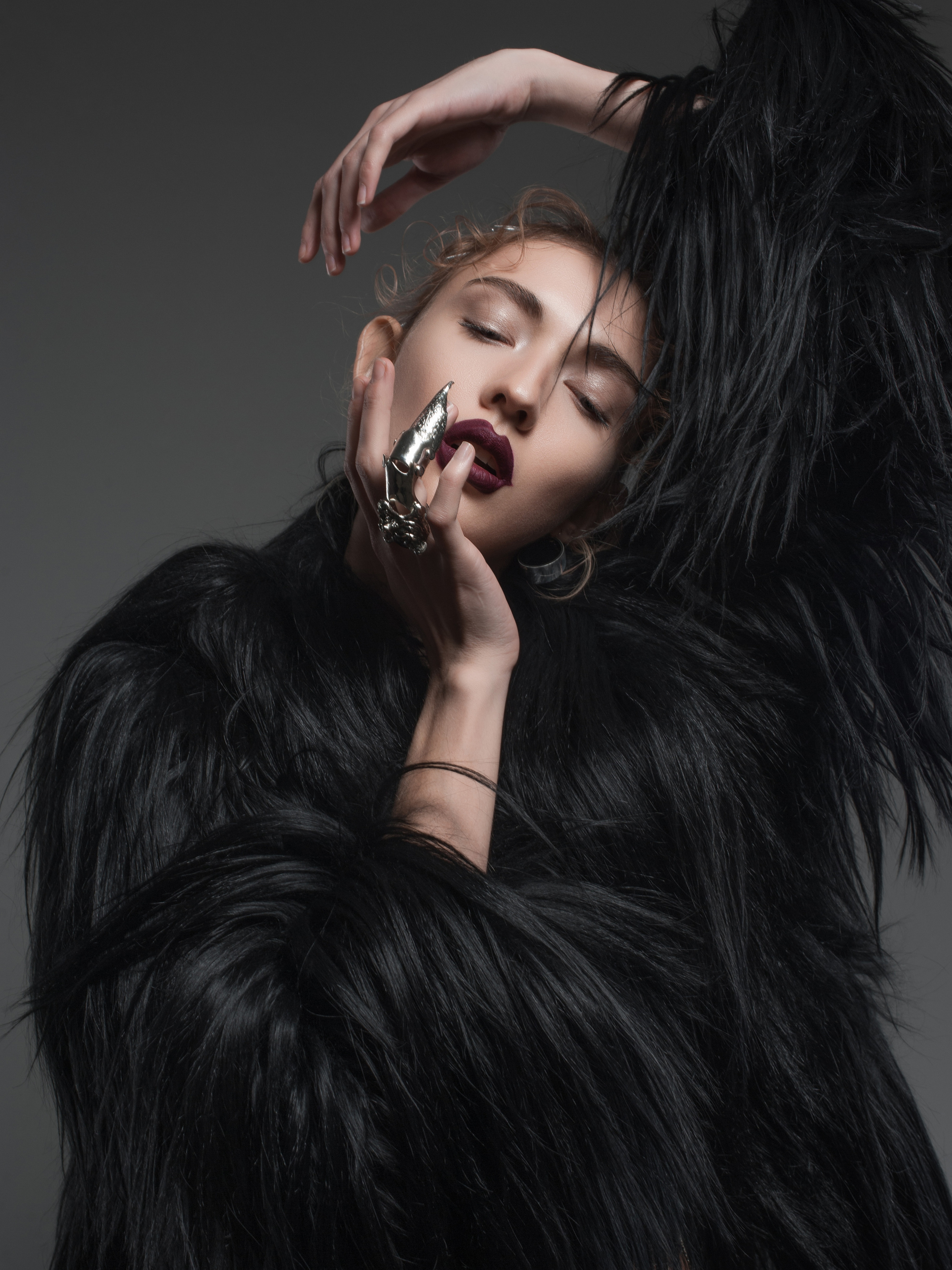 HUF «No place for prayers». Fashion-фотограф (фэшн-фотограф) в Москве Руслан Исинев (Ruslan Isinev)