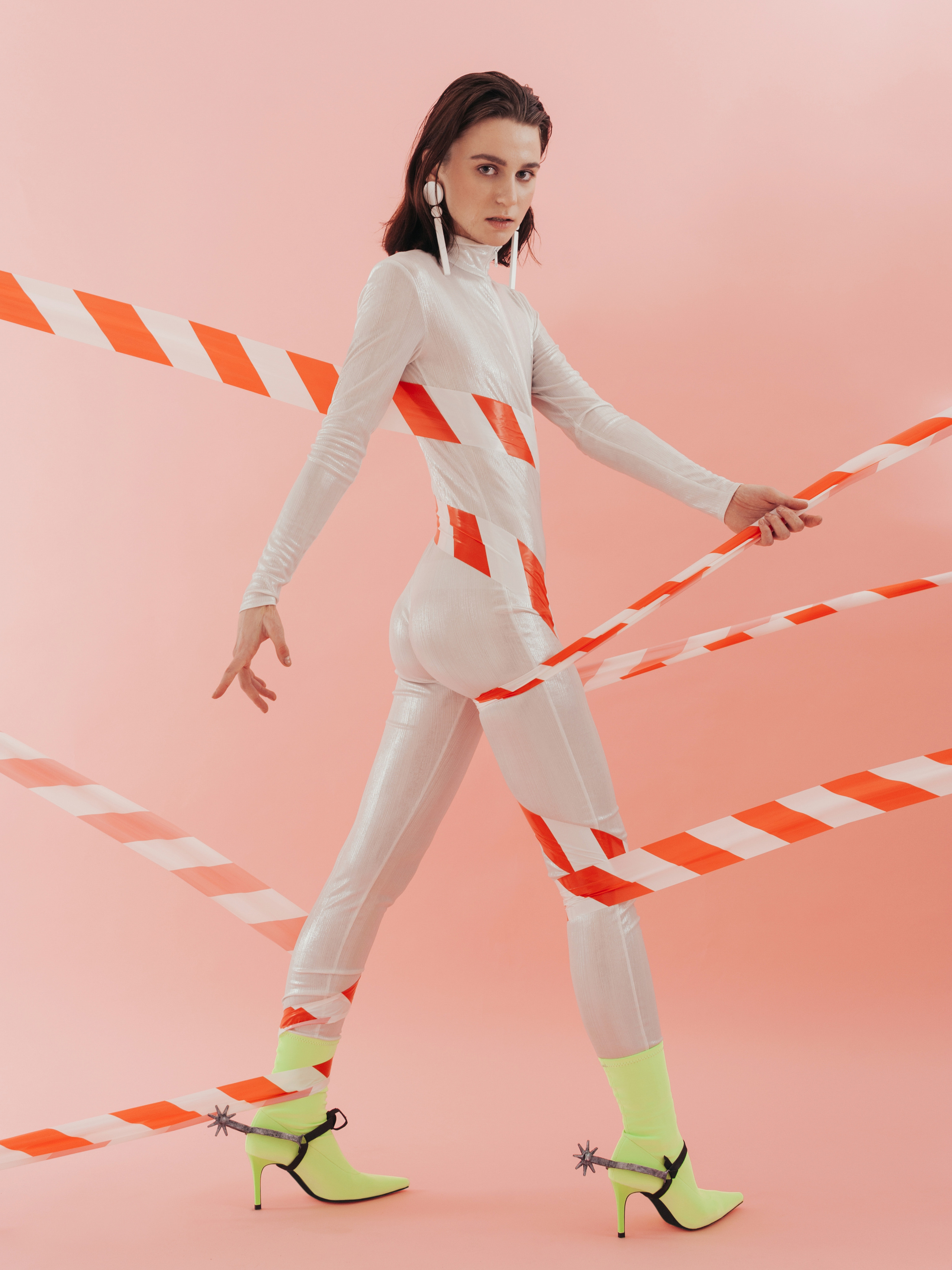 «Refractory» for NYLON magazine. Fashion-фотограф (фэшн-фотограф) в Москве Руслан Исинев (Ruslan Isinev)