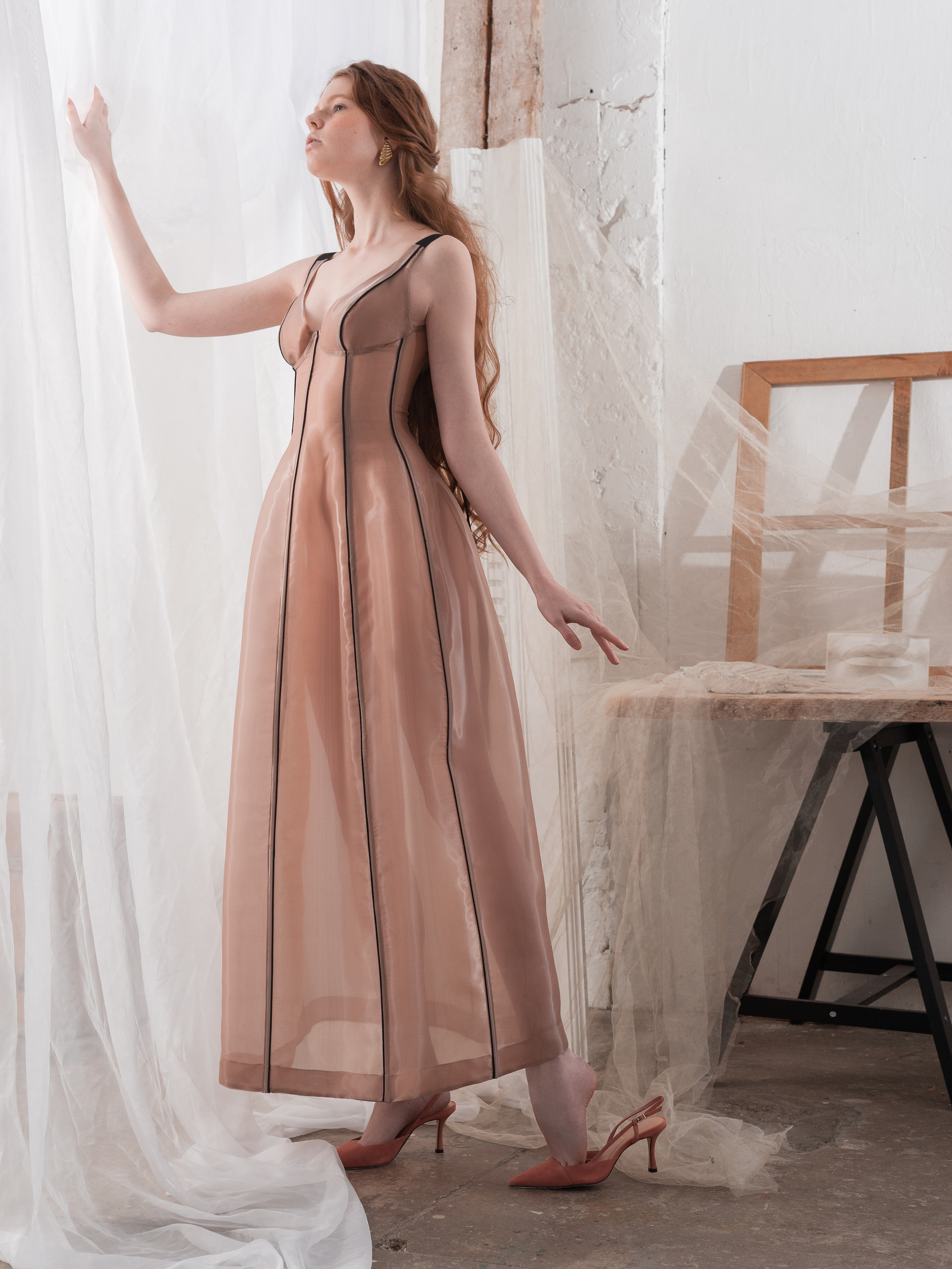 YULIA MAKOGON. Fashion-фотограф (фэшн-фотограф) в Москве Руслан Исинев (Ruslan Isinev)