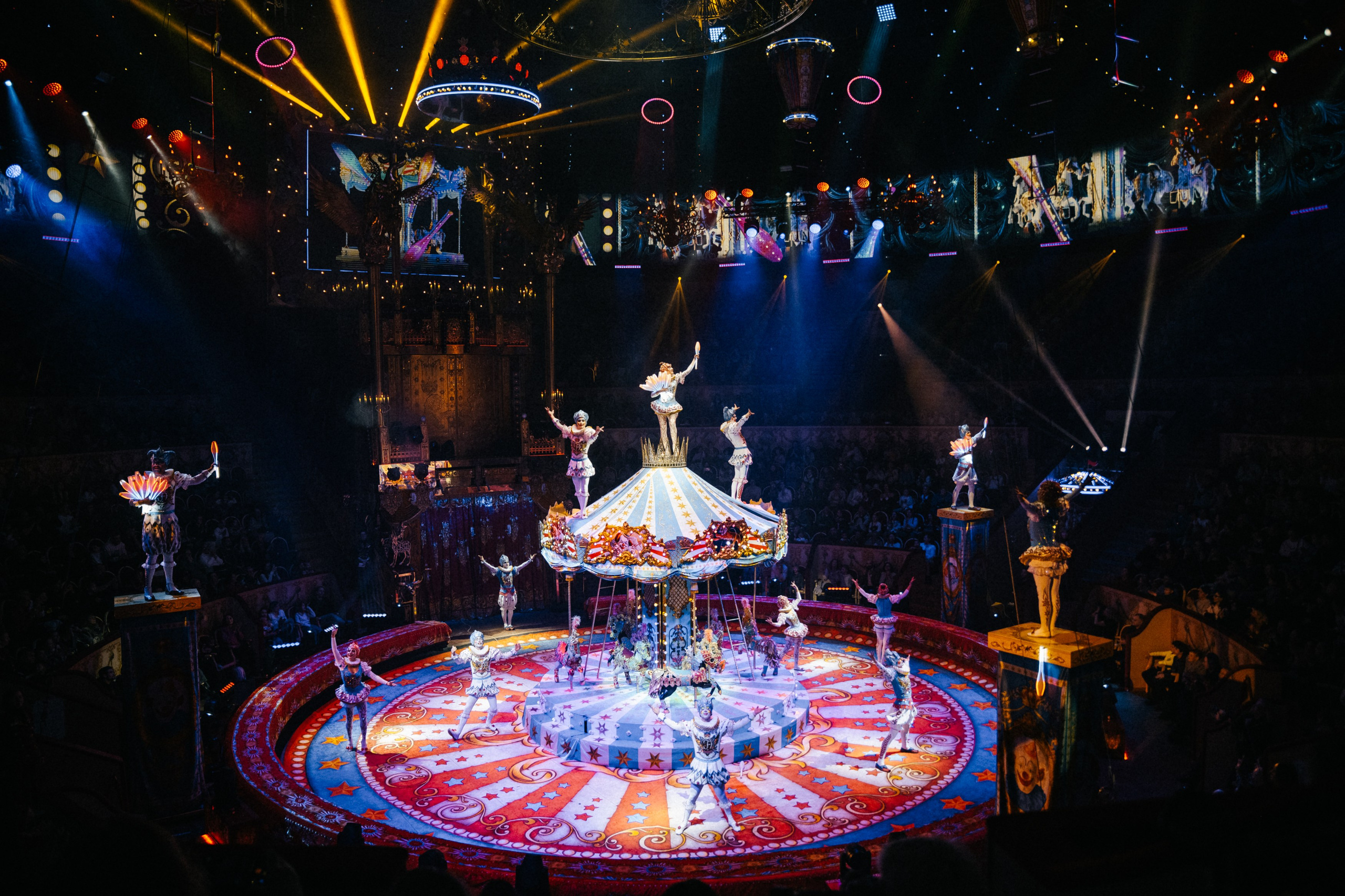 Королевский Цирк Гии Эрадзе. Репортажный и портретный фотограф в Санкт-Петербурге Степлевич Дарья