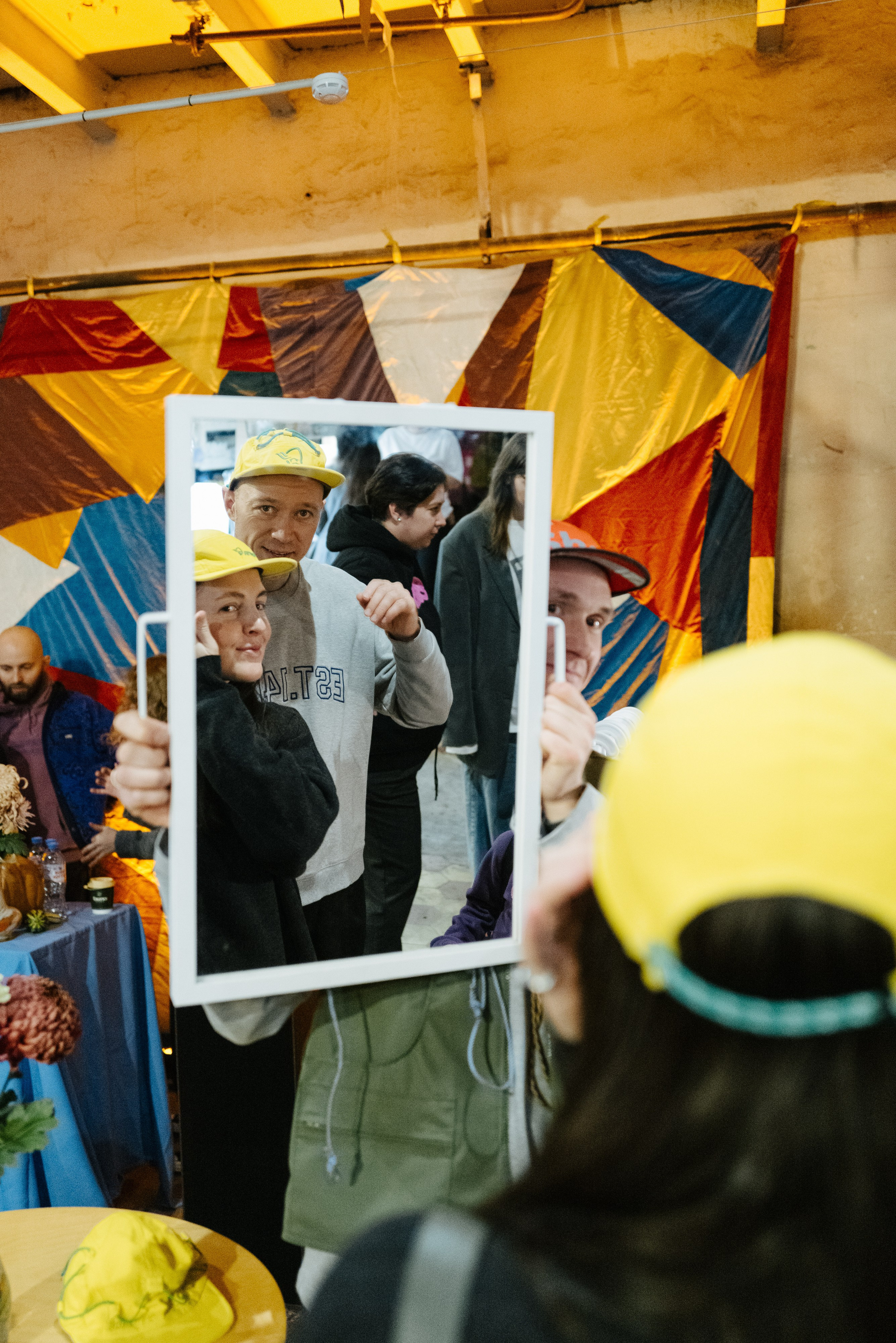 16 ноября 2024 в пространстве «Кристалл» / фото Валерий Белобеев. Фотоотчеты «Ламбада-маркета»