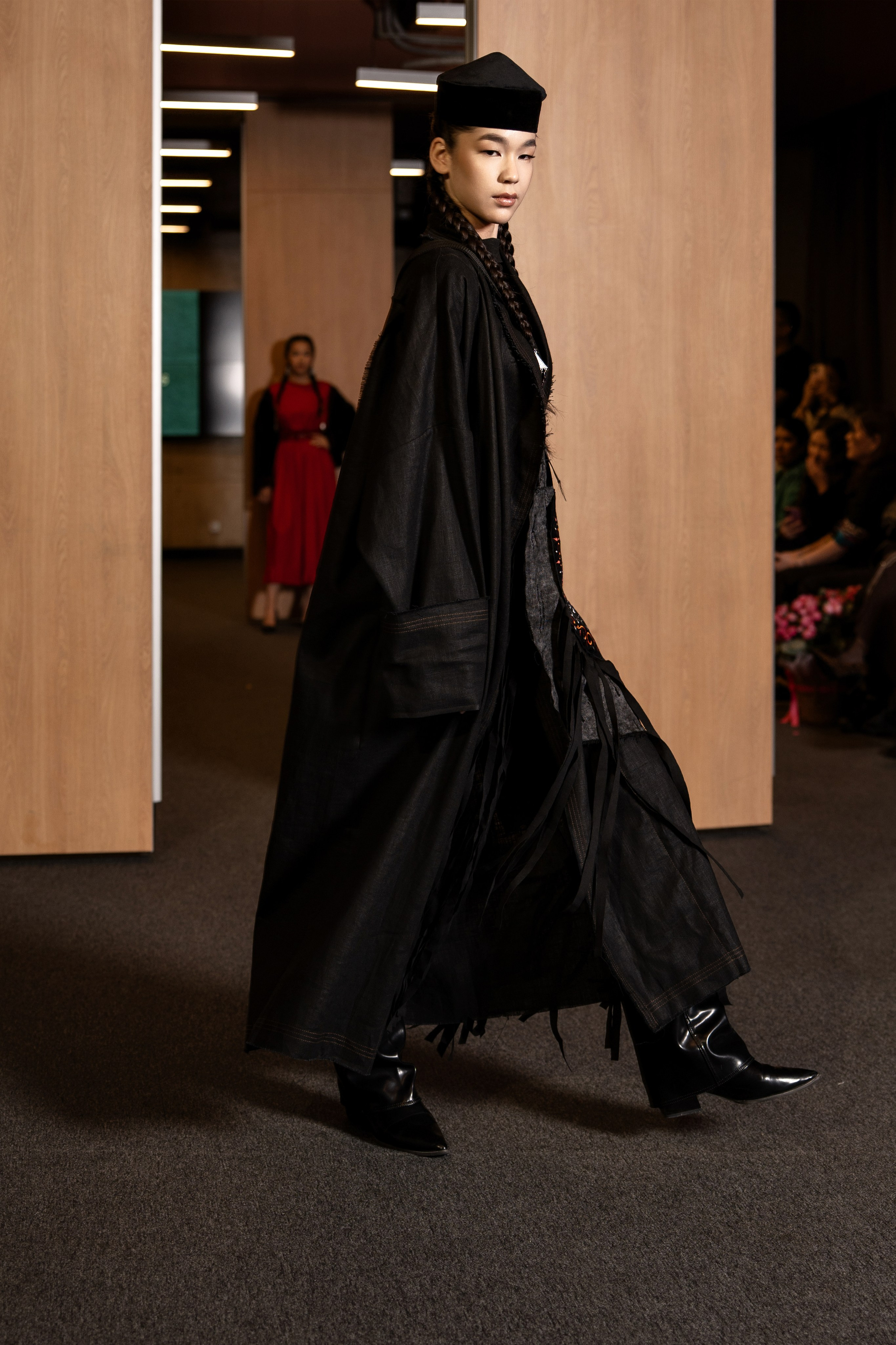 Brand NIET DRESS. Сайт Алматинского НЮ АРТ, будуар и фэшн фотографа Дениса Карпенко