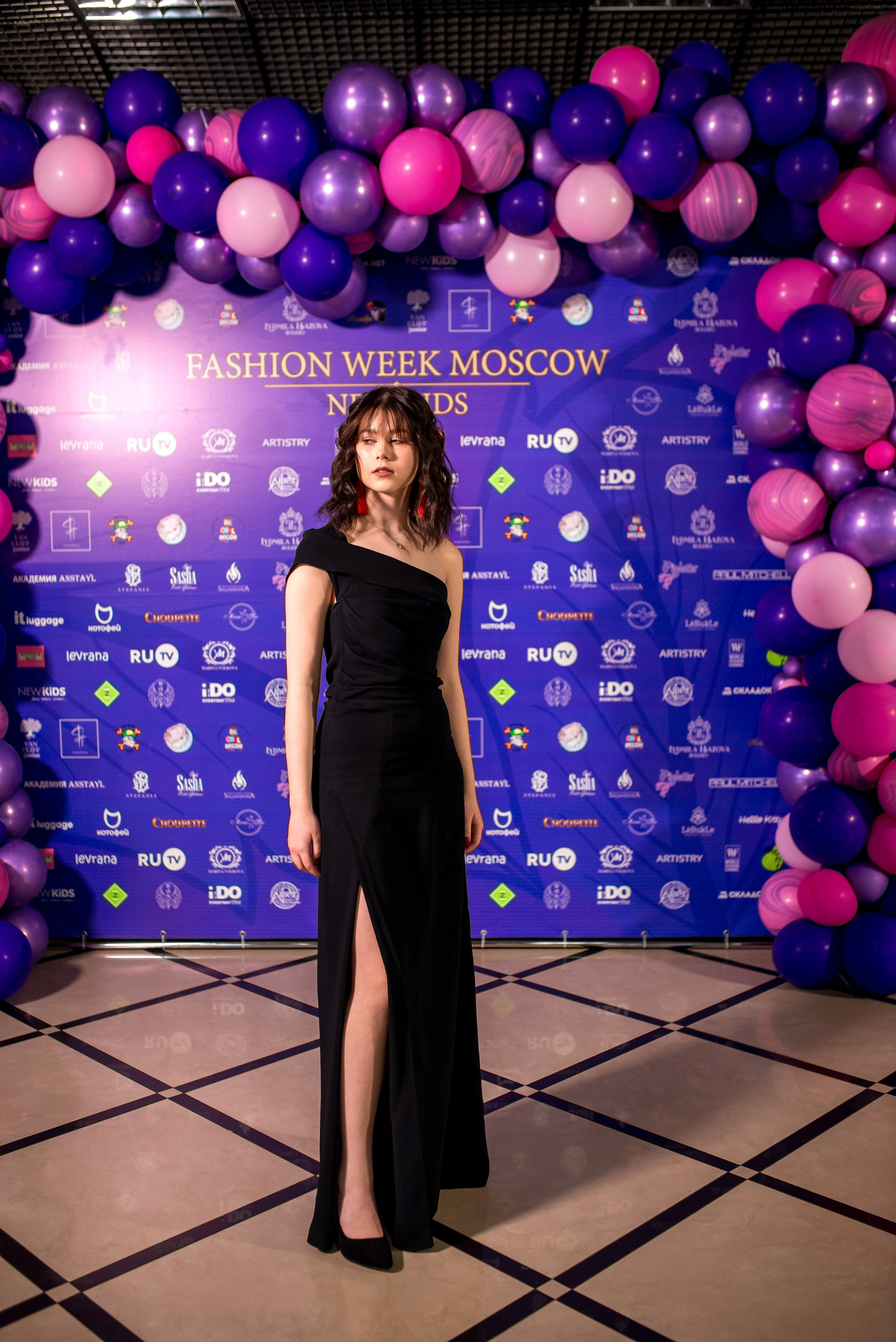 Показ Итальянской моды в России весна 2022. Женский фотограф Крещение Венчание Москва Брянск