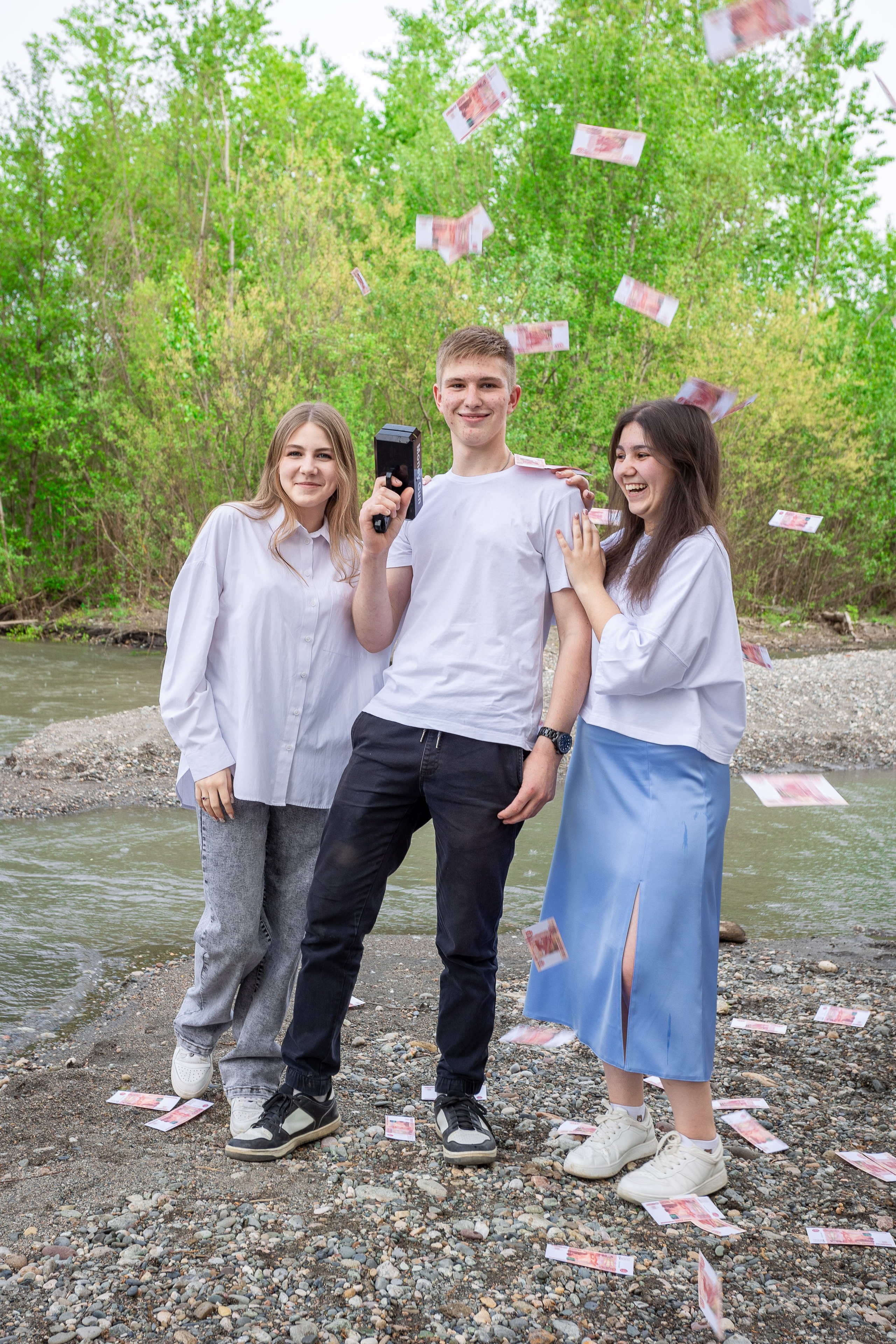 Уличная фотосессия на выпускной альбом. Выпускные альбомы Майкоп, Краснодар Елена Золотарева