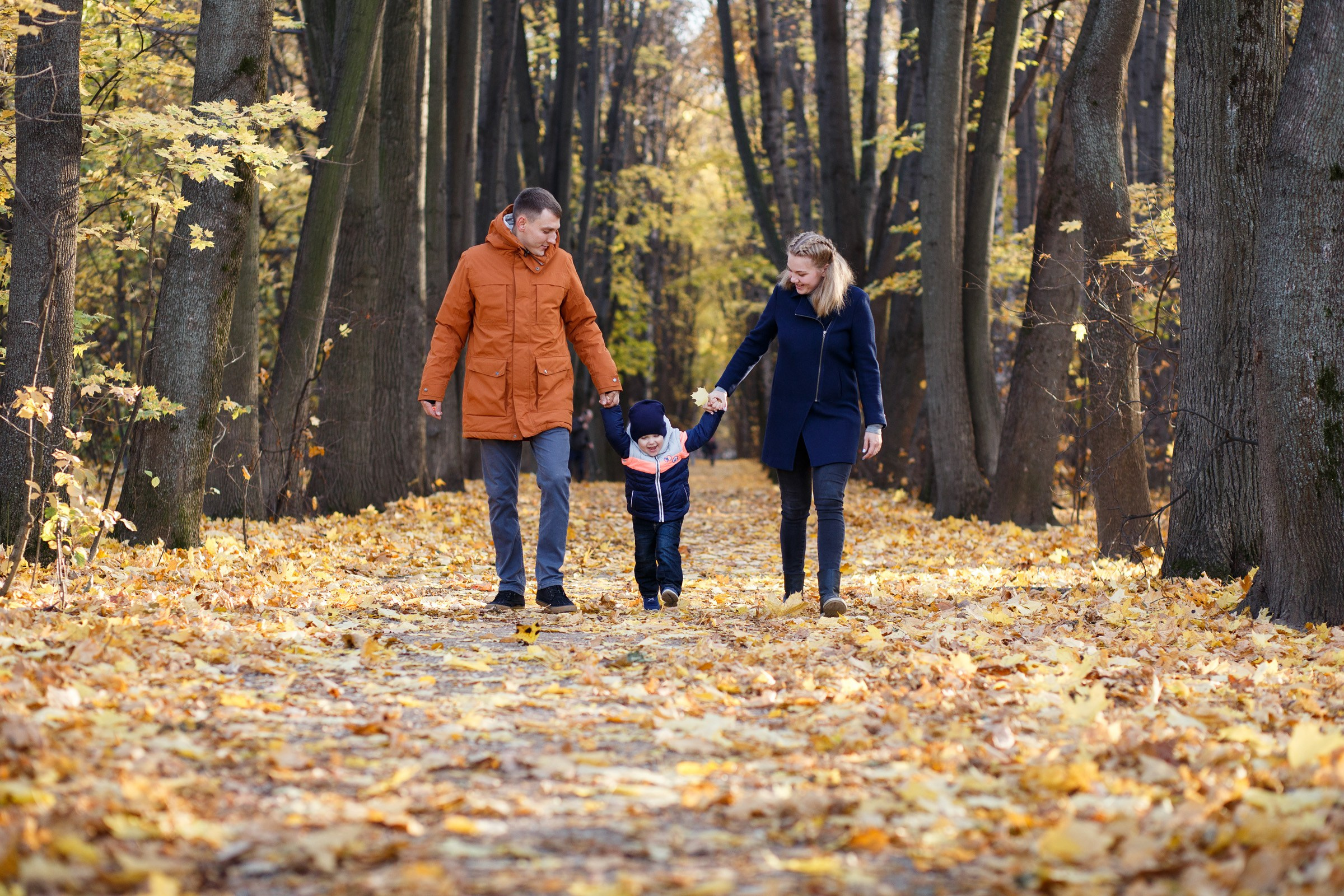 Осенняя прогулка. Семьи, портреты, школьные съемки. Фотограф Лагутина Елена. Москва