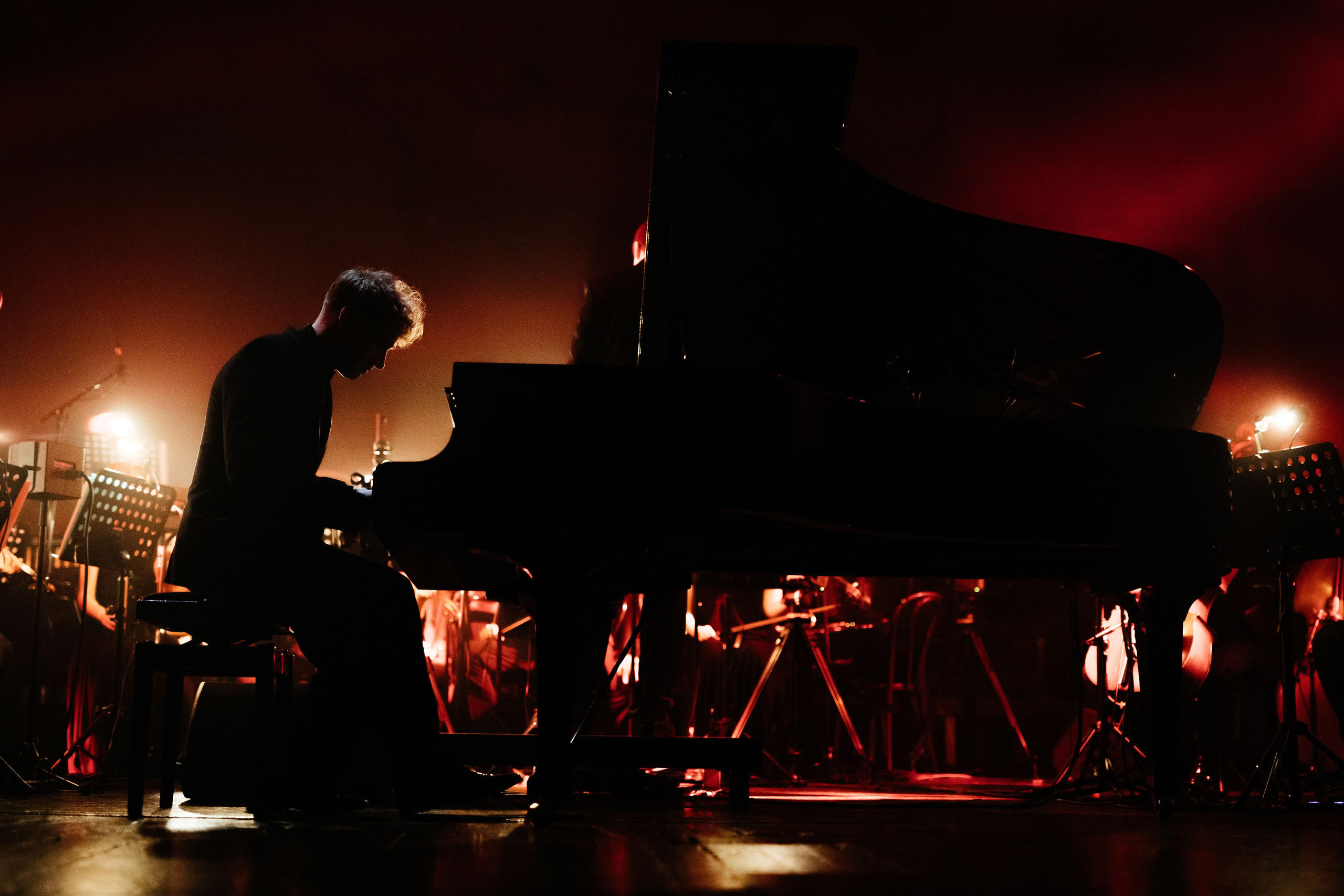 Виталий Кривцов  Музыкальный и концертный фотограф Фотосъёмка артистов, концертов и фестивалей Виталий Кривцов За кулисами музыки в кадре. Репортажный, event, концертный и backstage фотограф из Москвы Виталий Кривцов