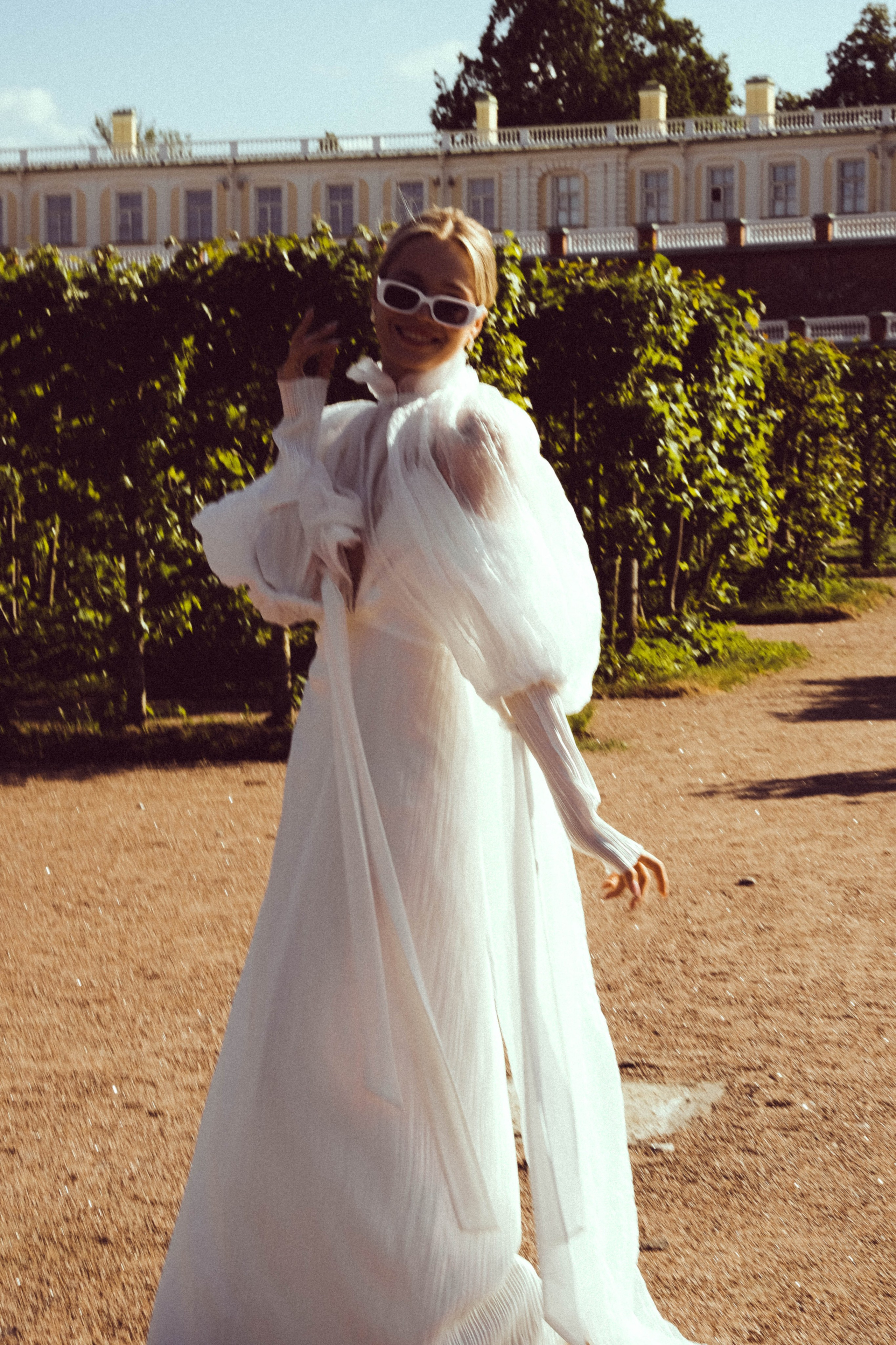 СВАДЕБНАЯ СЬЕМКА В ПАРКЕ ОРАНИЕНБАУМ. Профессиональный фотограф, Санкт-Петербург — Виктория Богомолова