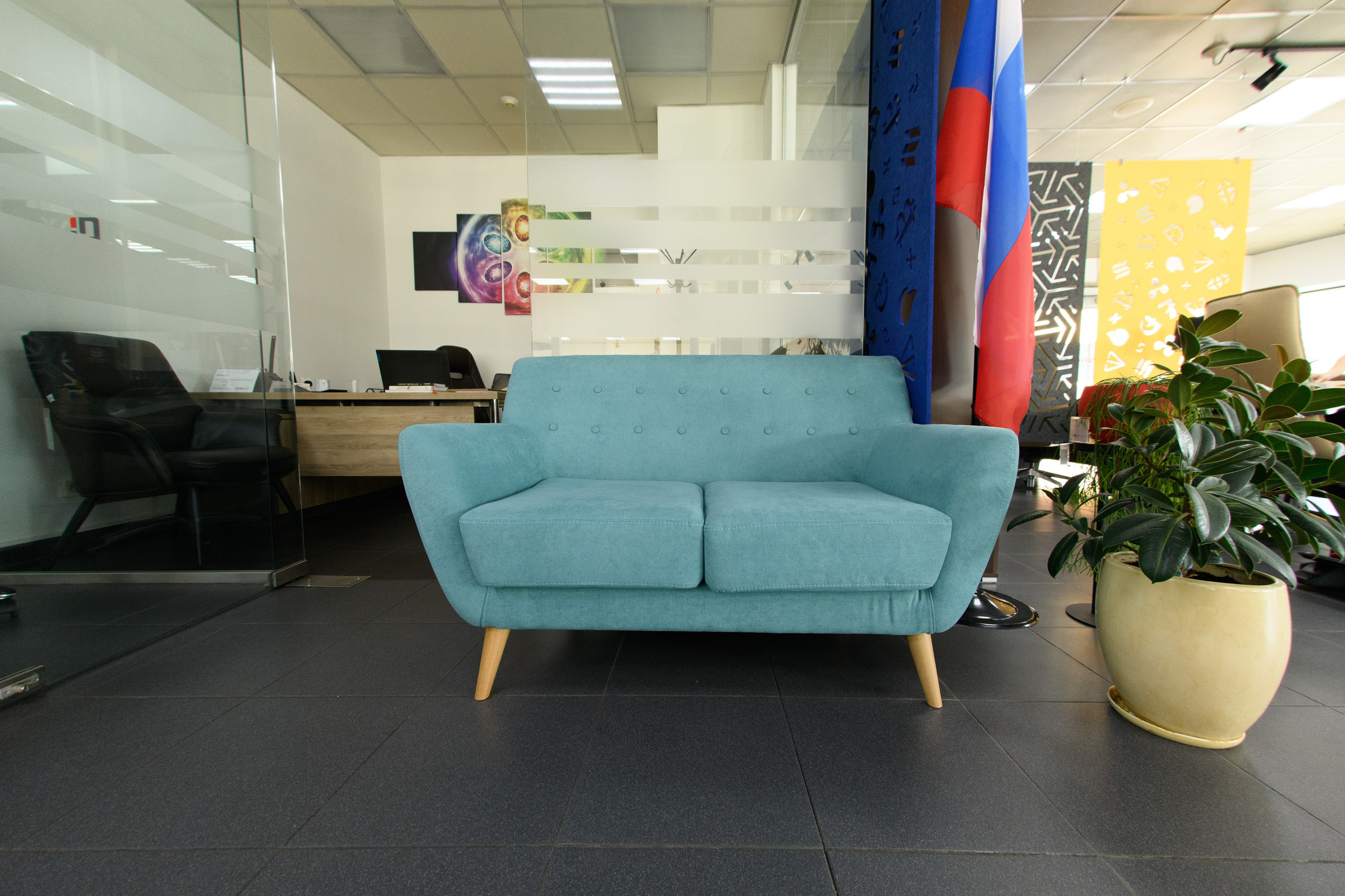 Интерьер мебельного салона Юнитекс. Профессиональная фотосъемка. Ростов-на-Дону