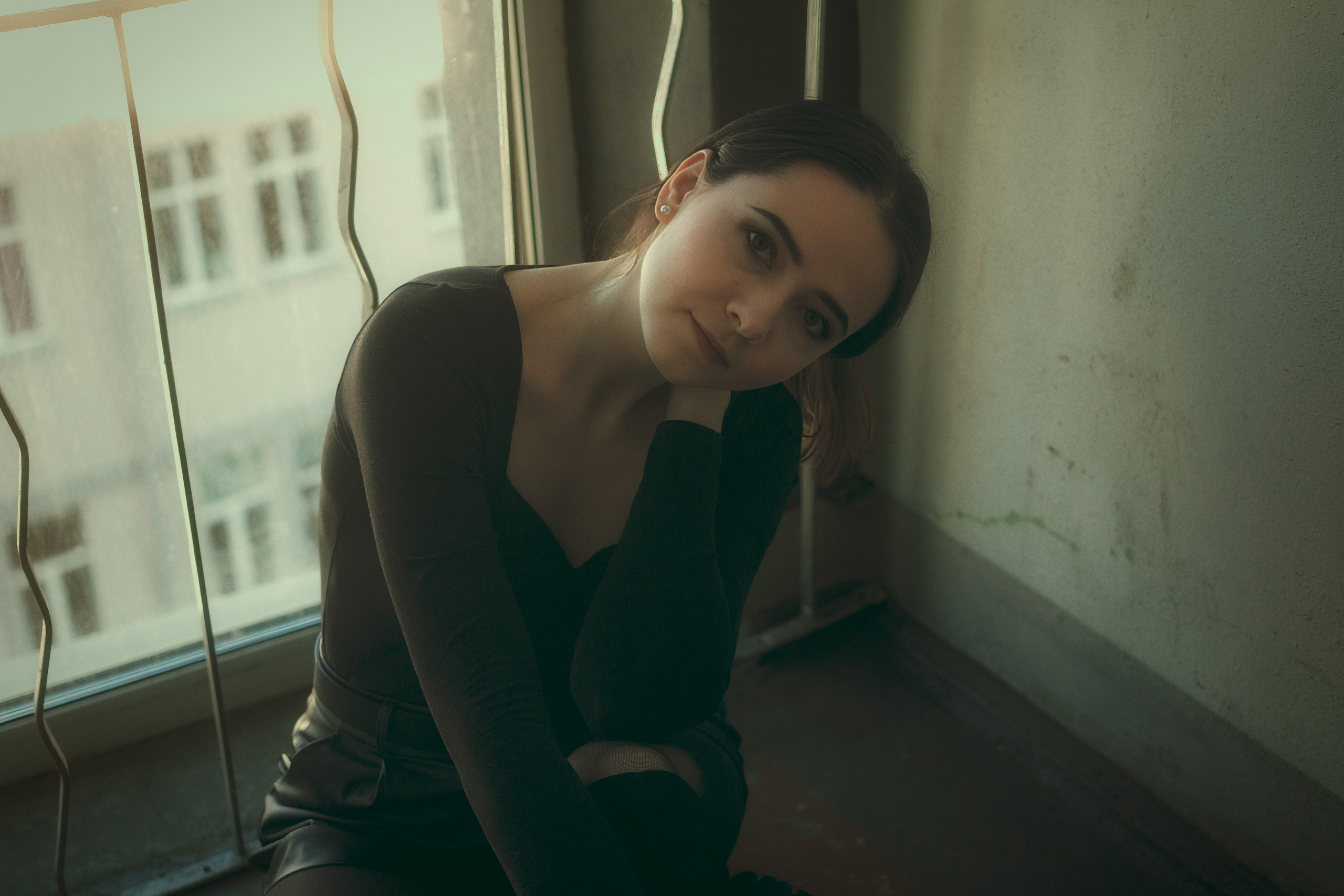 Солнечный Апрель