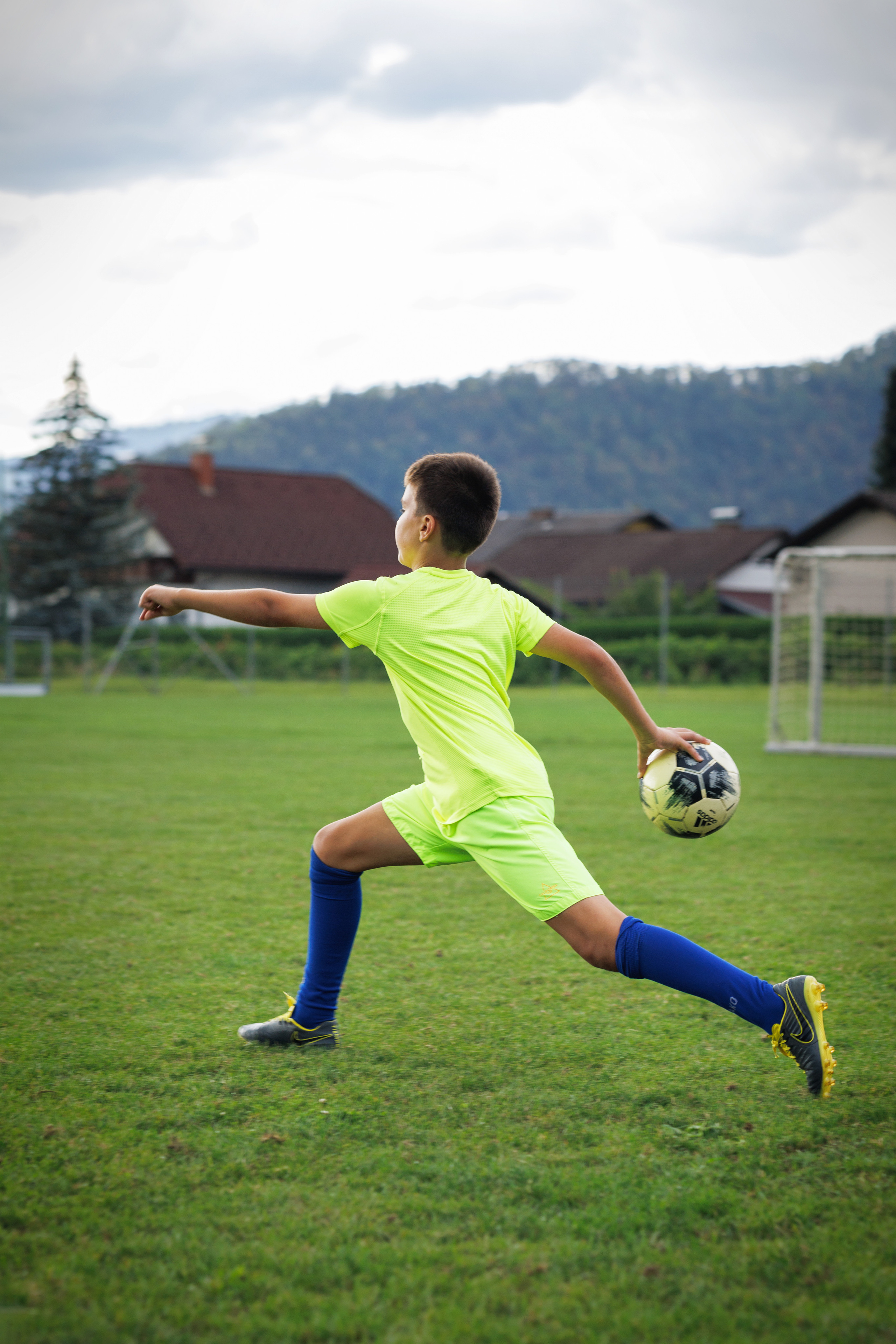 Юный футболист. Портретная и индивидуальная фотосъёмка в Граце и Тюмени
