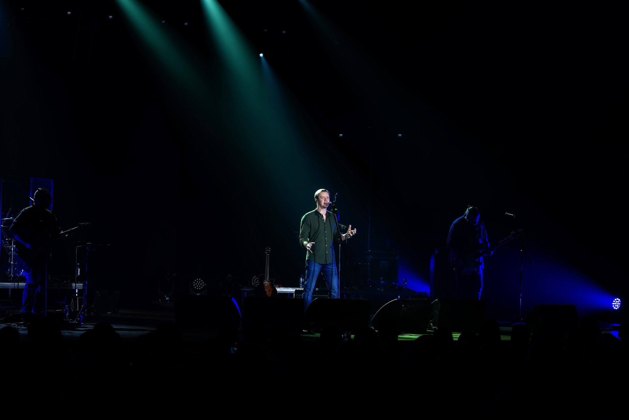 Концерт Пелагеи. Школьный, фэшн фотограф в Тюмени и в России Ирина Королева