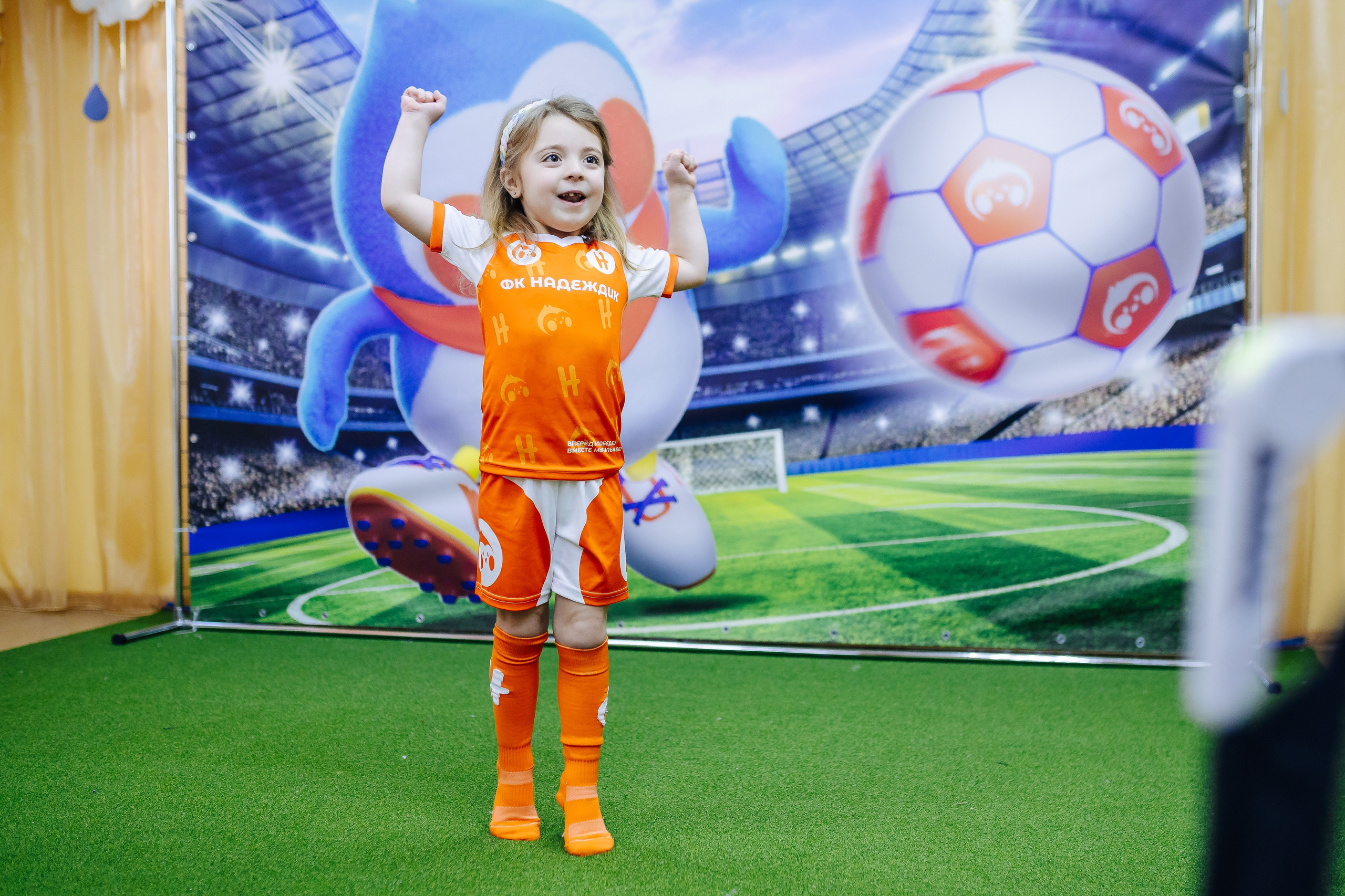 Фотосессия с кубком в детских садах г. Магнитогорска. Денис Прохоров Фотограф в г. Магнитогорск