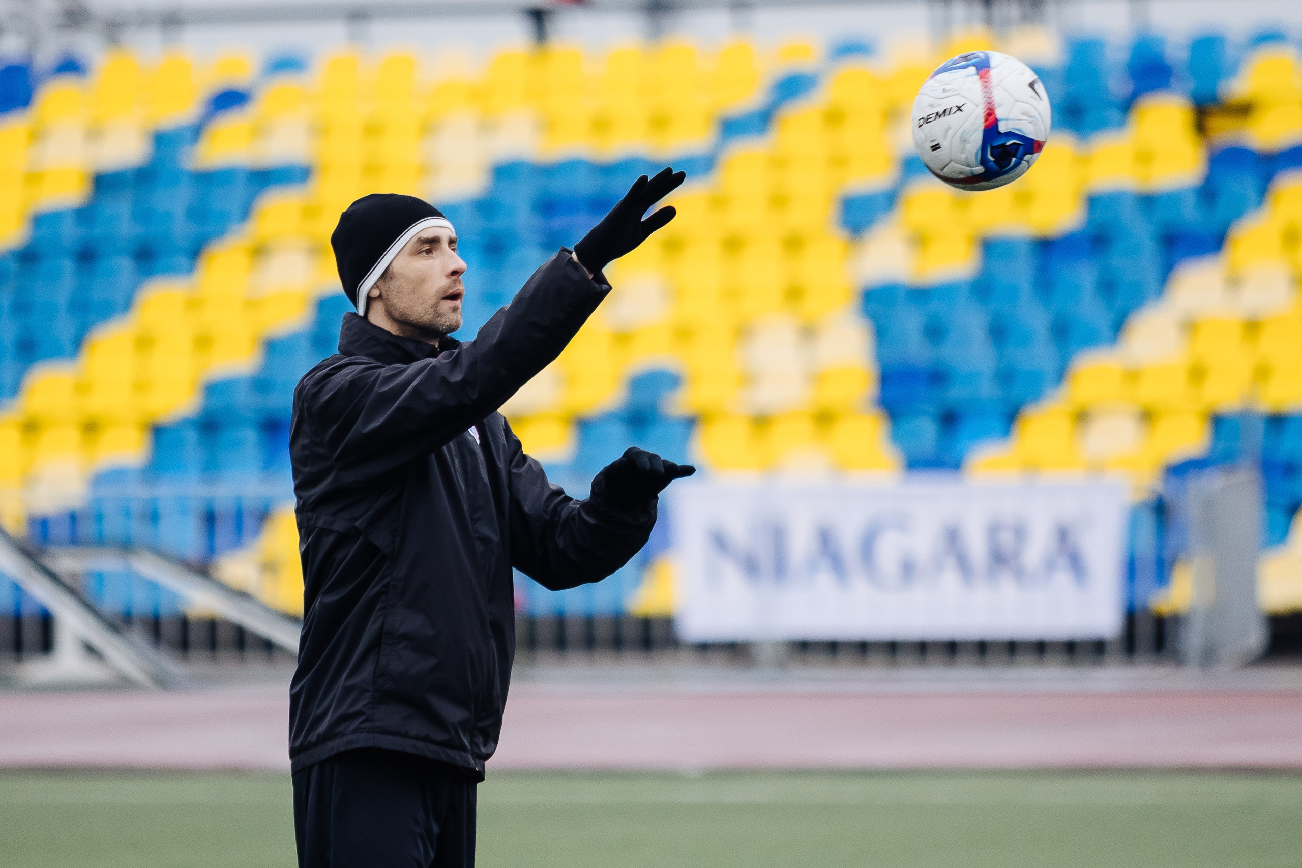 ФК «Металлург-Магнитогорск» — ФК «Триумф» // 03.05.25. Денис Прохоров Фотограф в г. Магнитогорск