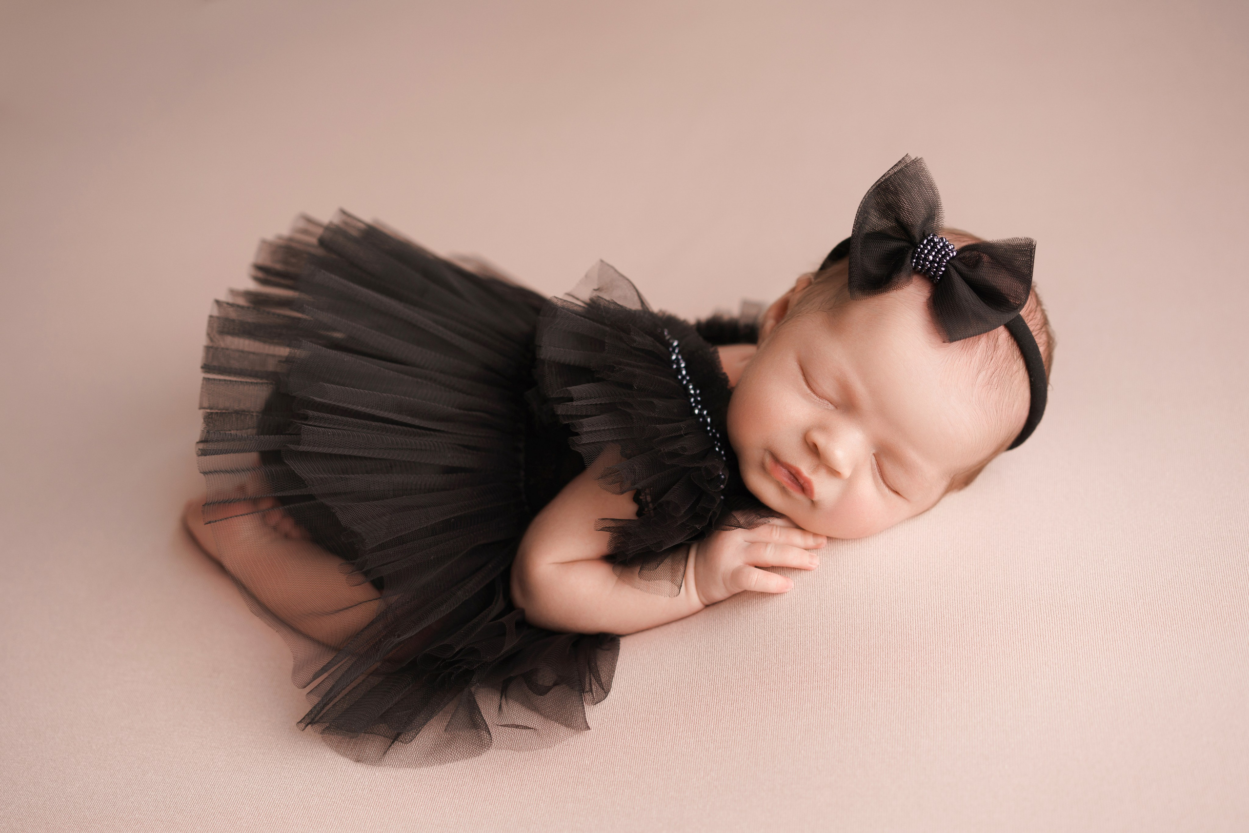 Фотосессия новорожденных | Галерея трогательных кадров малышей в стиле newborn. Фотосессия новорожденных в Москве и Московской области | Профессиональный фотограф newborn — Татьяна Иванова