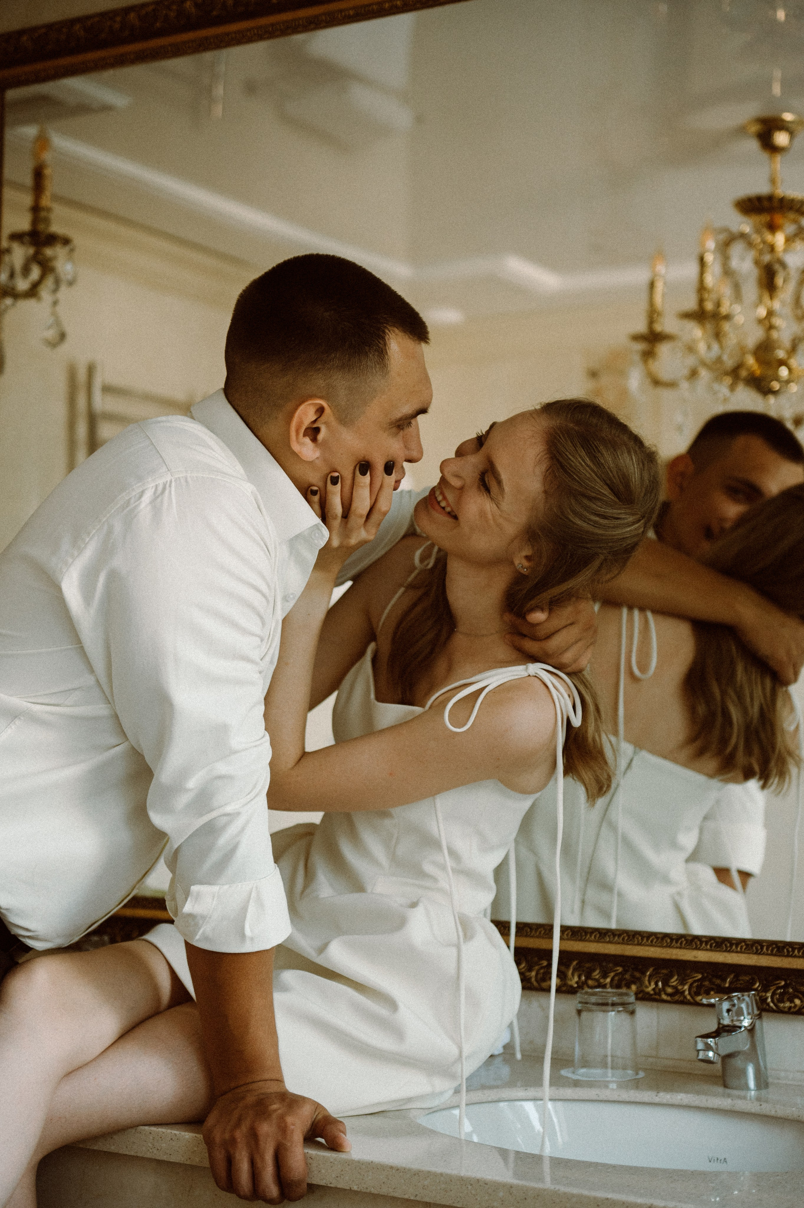 Свадебные фотографии. Фотограф в Барнауле Дарья Бутурлакина. Люби.Цени.Касайся