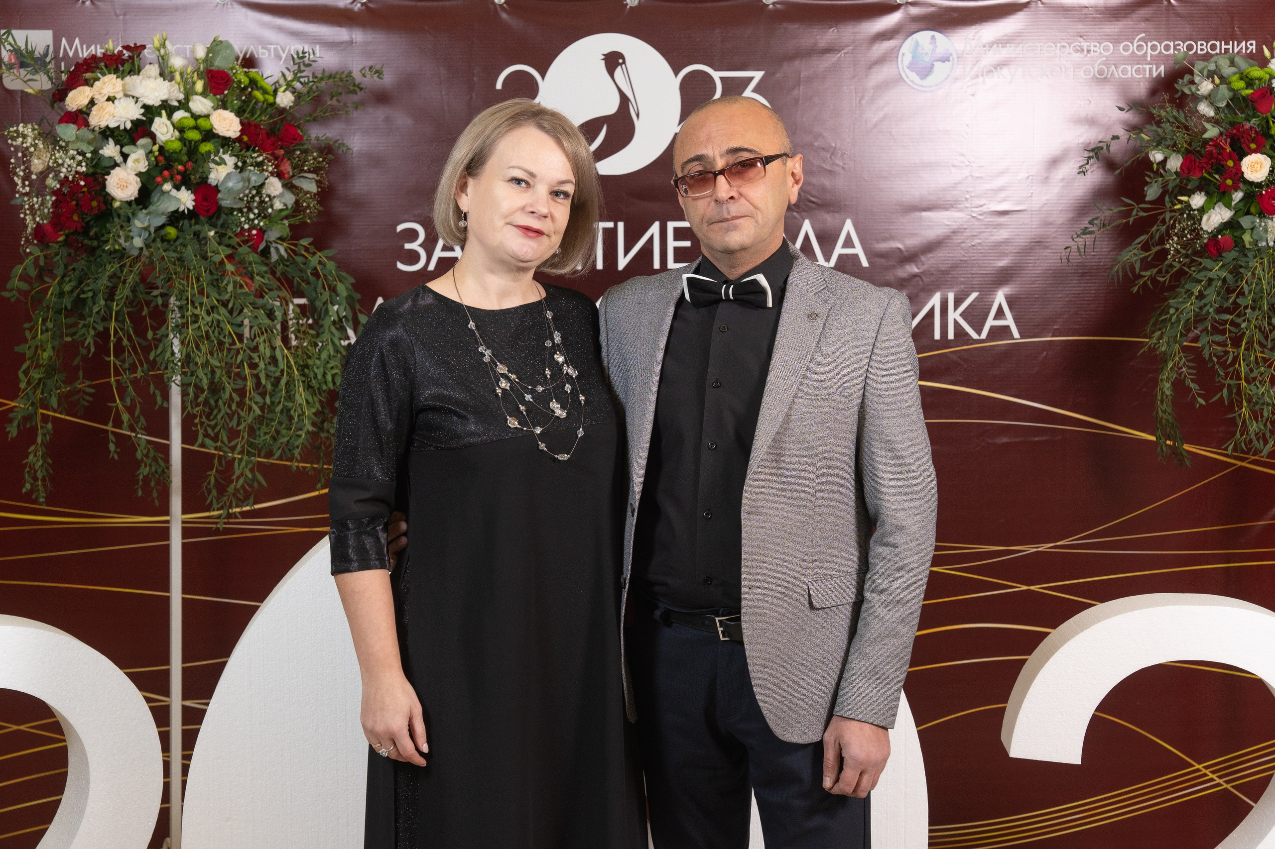 Музыкальный театр. Занимаюсь профессиональной фотографией и живу рядом с Байкалом. Работаю в разных жанрах