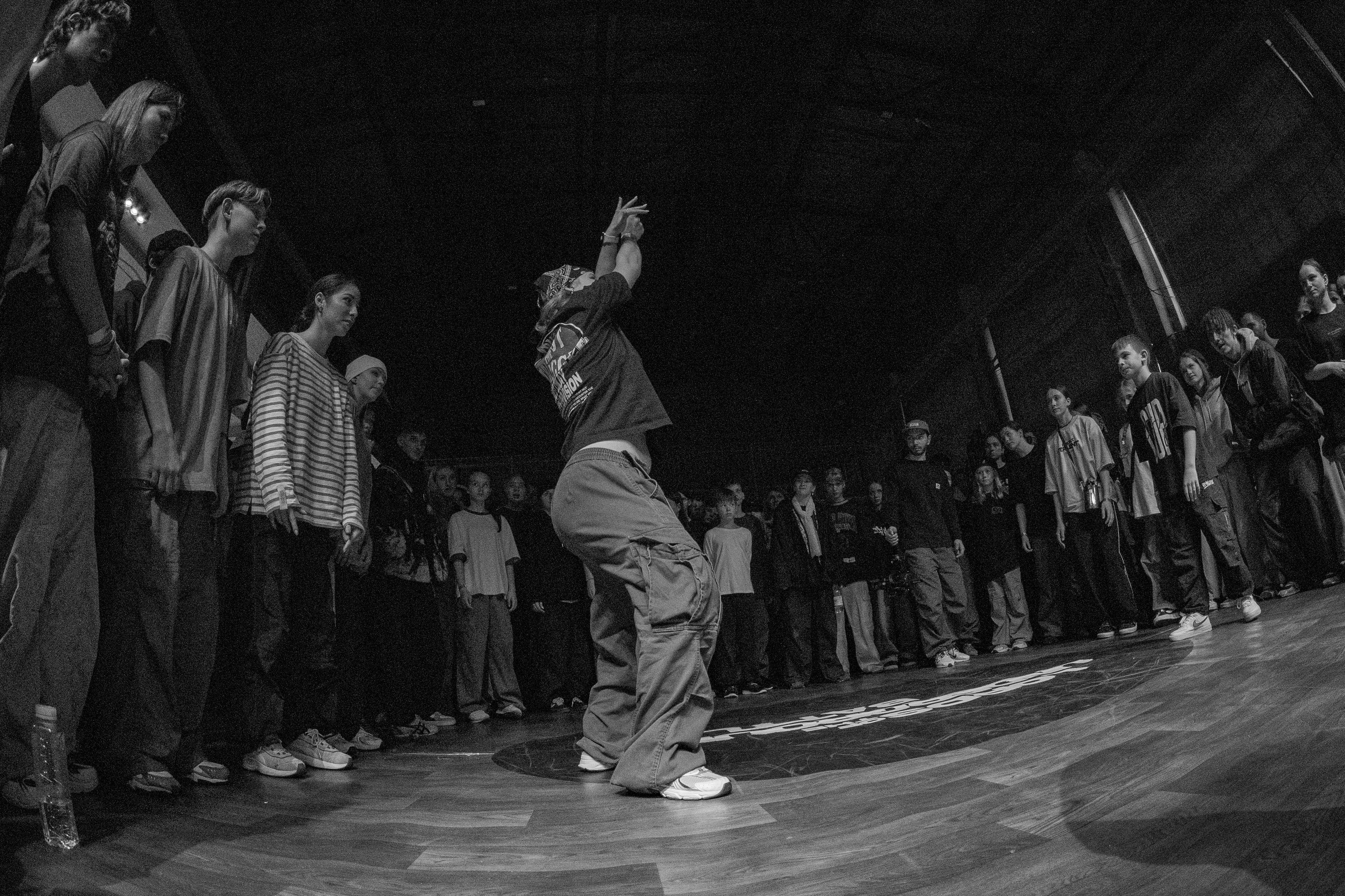 LORDS OF THE UNDERGROUND 27/10/25 (@youlovebu). Соня бу тебя сфоткала