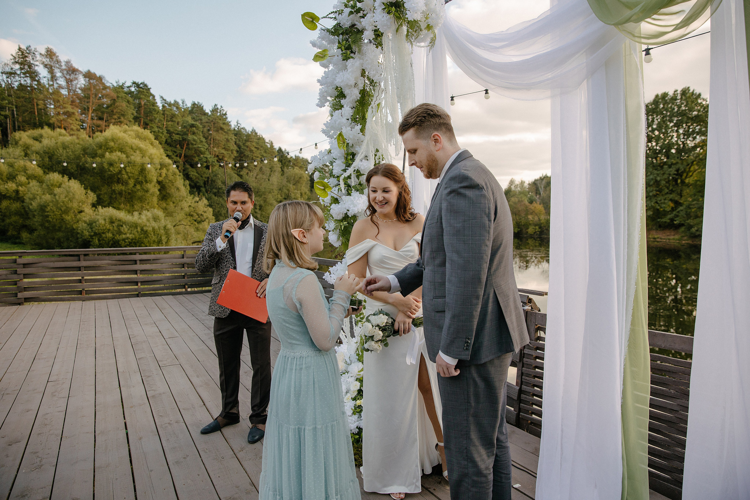 Камерная русско-американская свадьба, когда любовь побеждает все. Свадебный фотограф в Воронеже Алексей Логинов