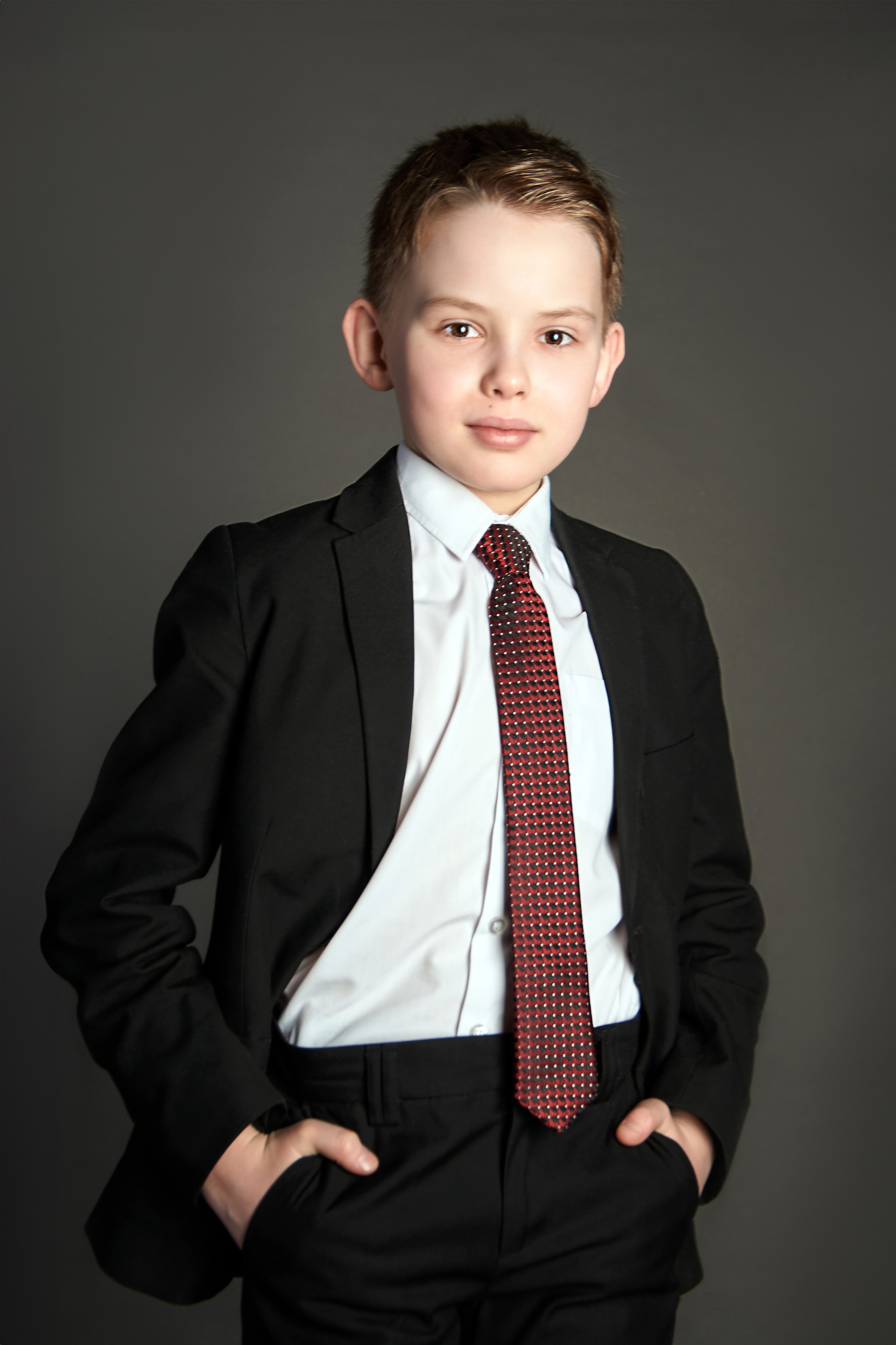 Портретная съемка в альбом. Лицей, 4-й класс. Ольга Чёкотова (Фотограф Кострома)