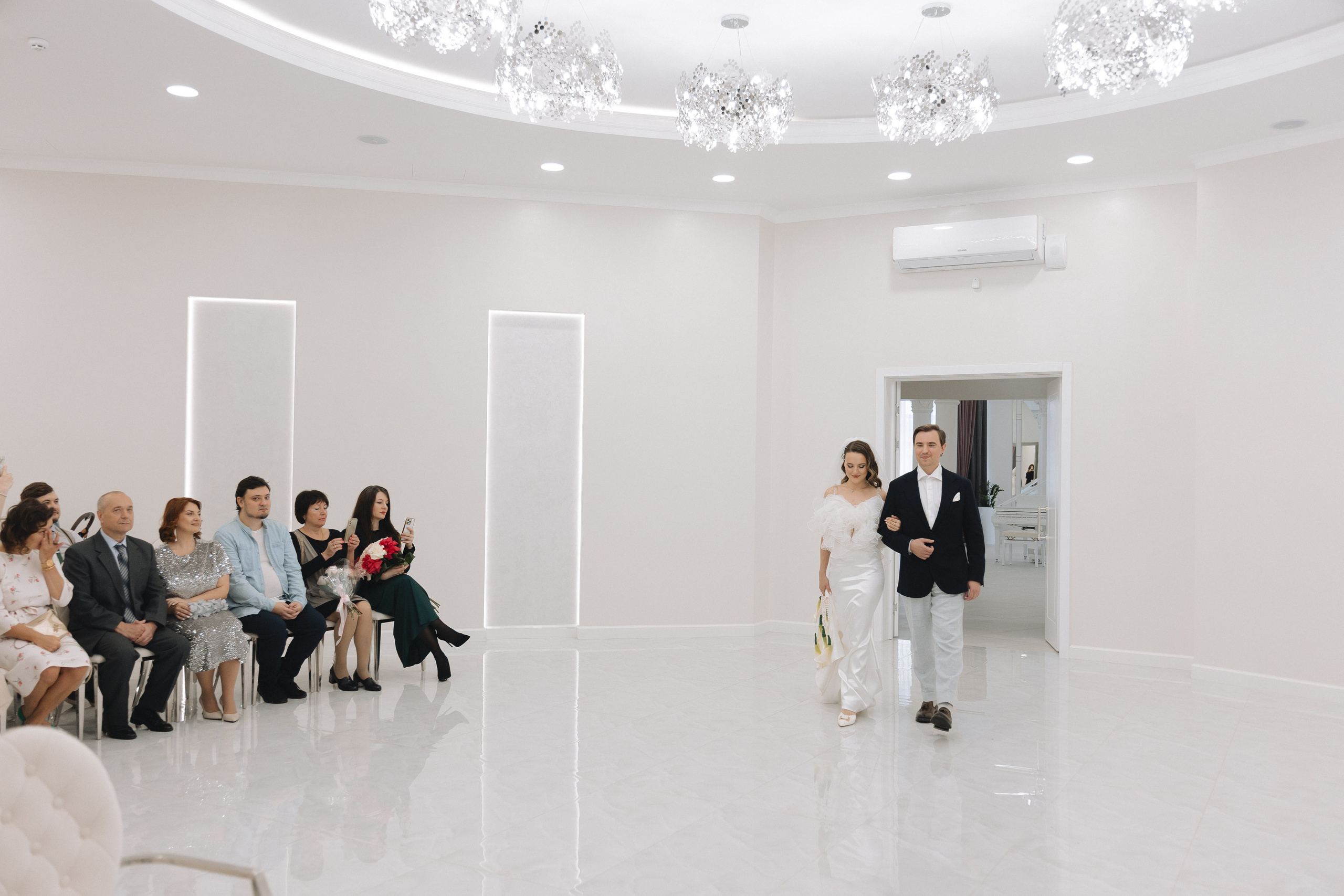 Вова и Даша. Свадебный и семейный фотограф в Москве Яна Шувалова