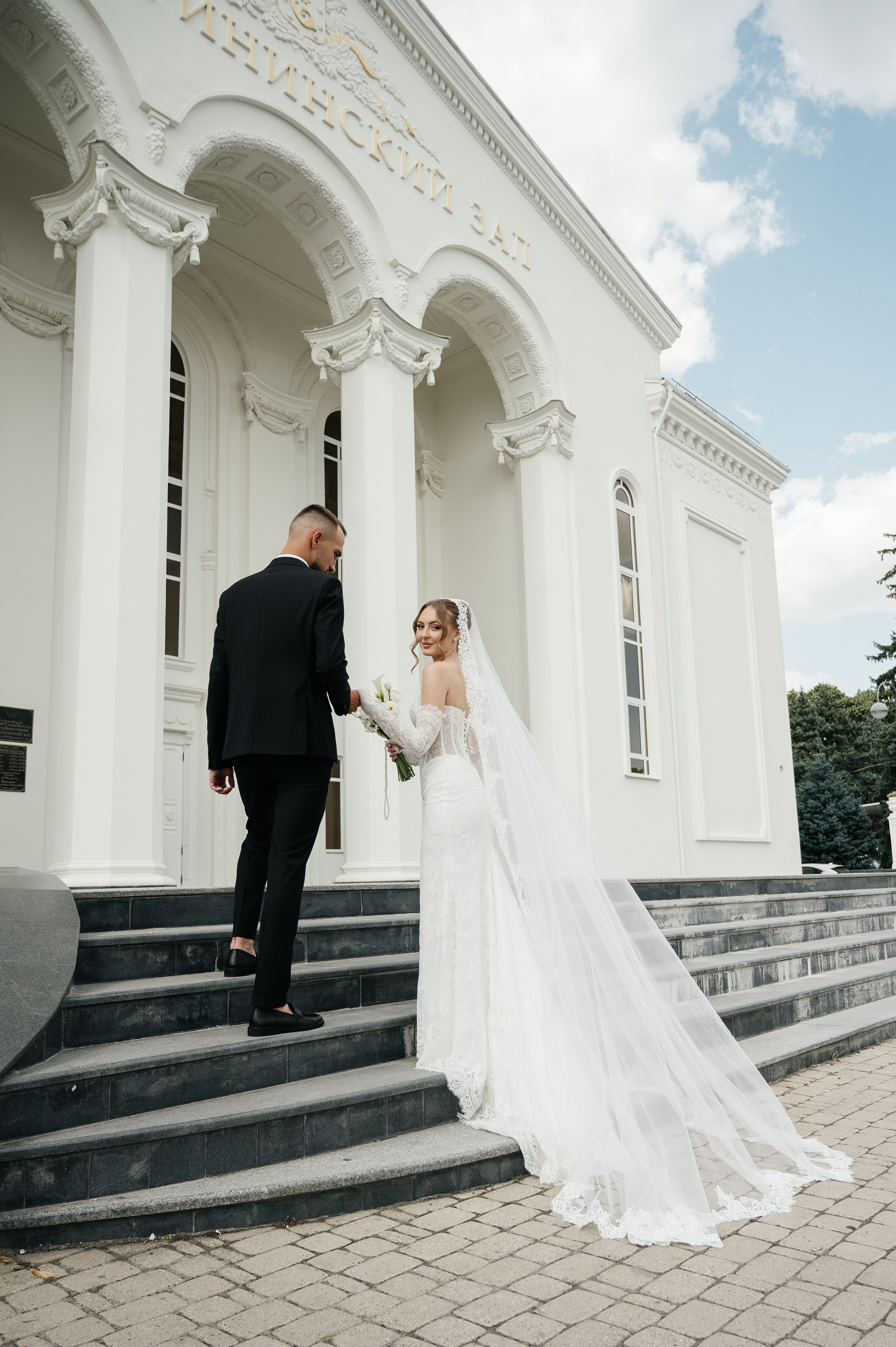 Виктор и Валерия (загс). Свадебный и семейный фотограф в Краснодаре Алина Мельник