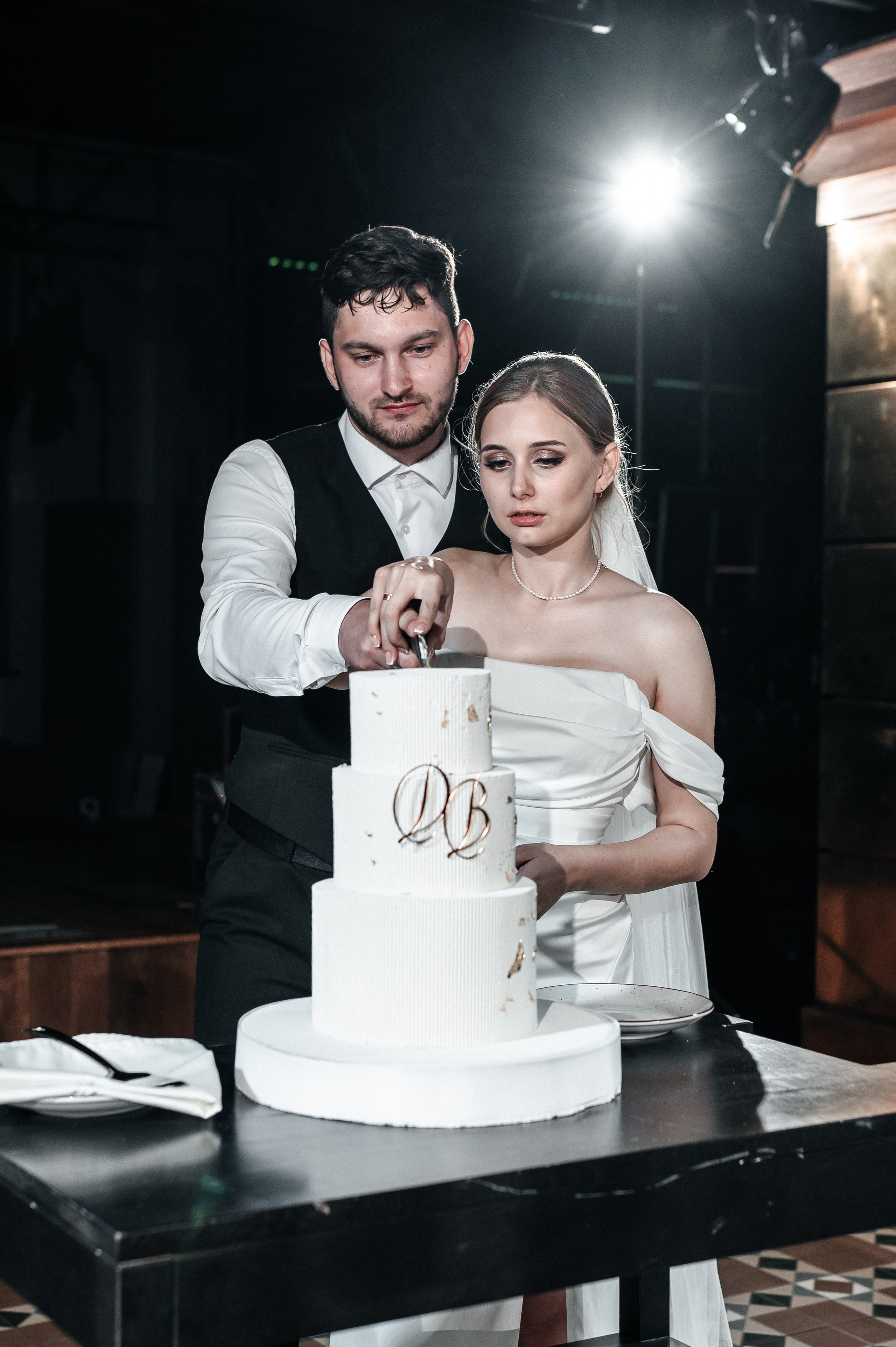 Даниил и Валерия. Черная утка. Полный день. Фотограф Екатерина Бочарникова