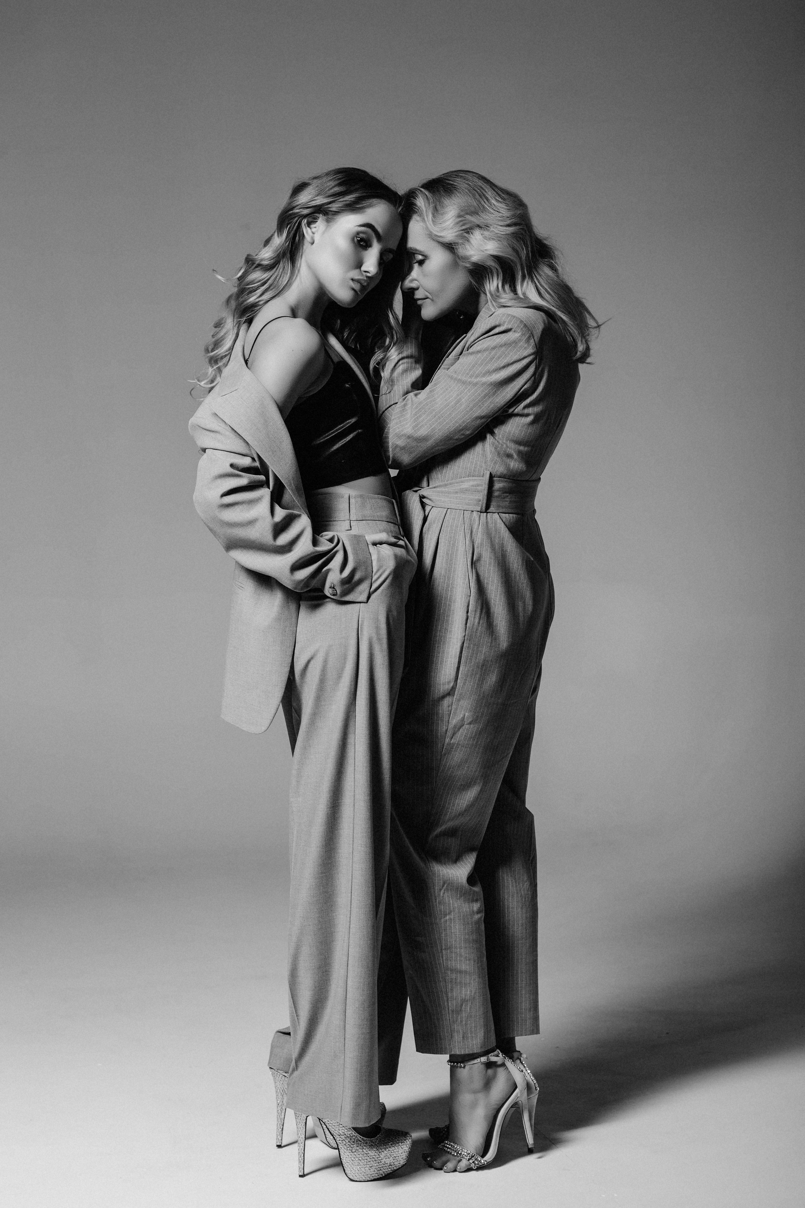 Мама и дочка Елена и Анастасия. Свадебный фотограф, портретный фотограф в Москве и Саратове Оксана Анциферова