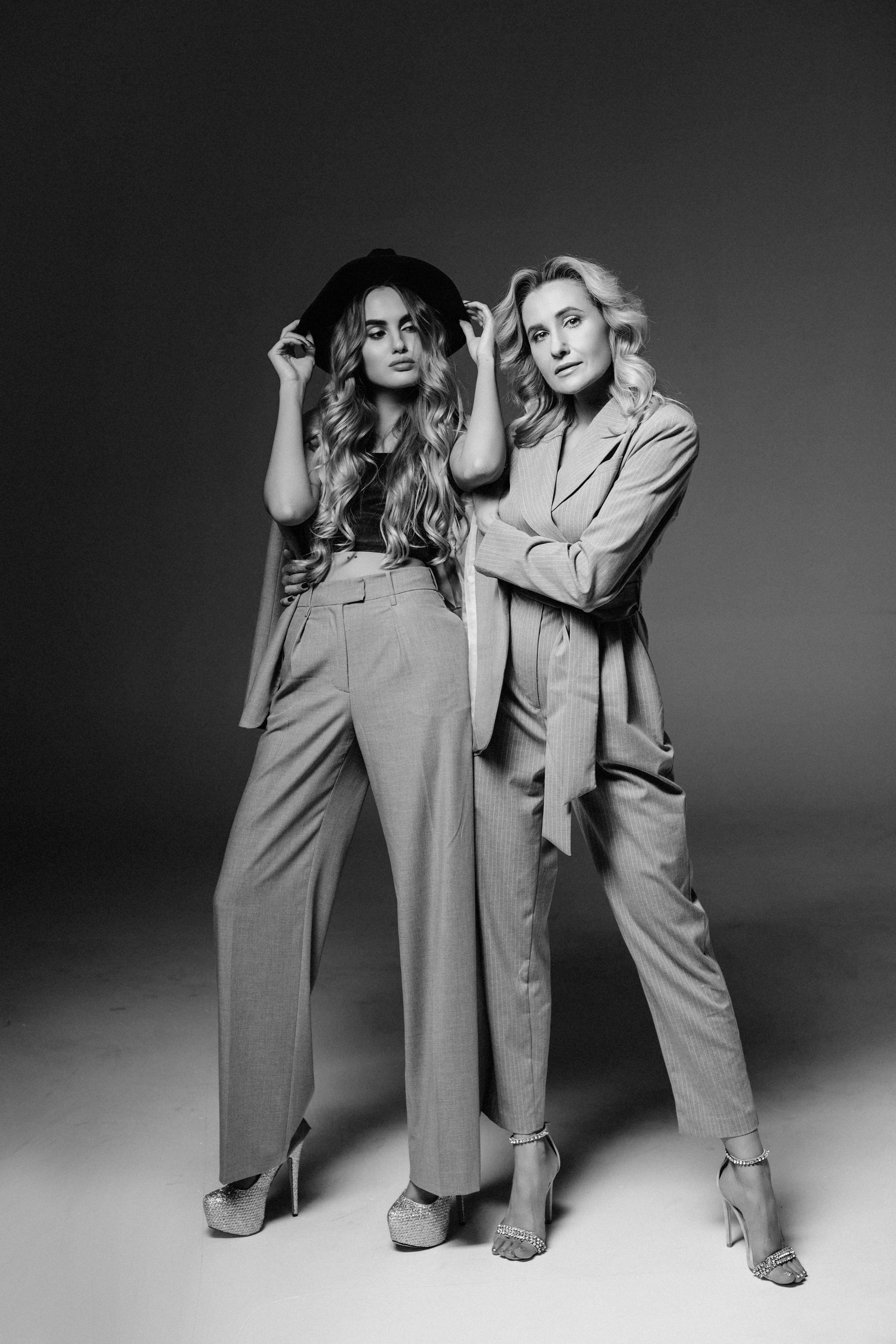 Мама и дочка Елена и Анастасия. Свадебный фотограф, портретный фотограф в Москве и Саратове Оксана Анциферова