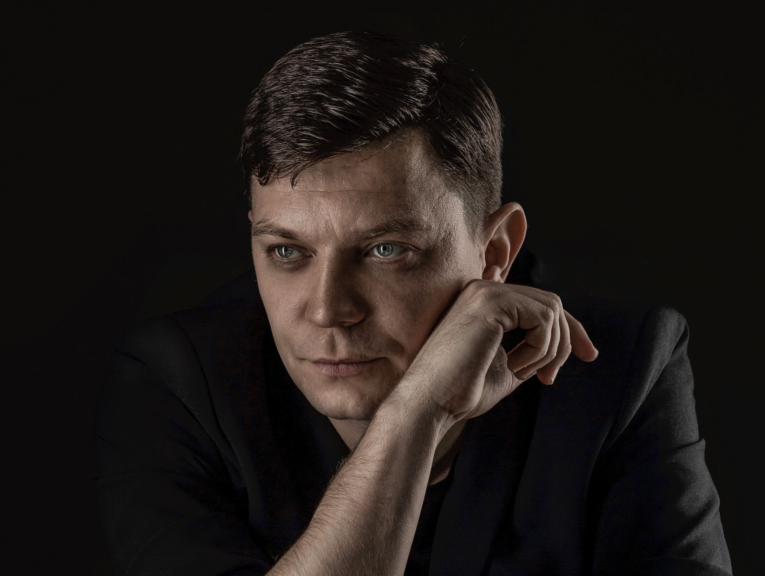 Саратовский актер театра и кино Евгений Сафонов. Свадебный фотограф, портретный фотограф в Москве и Саратове Оксана Анциферова