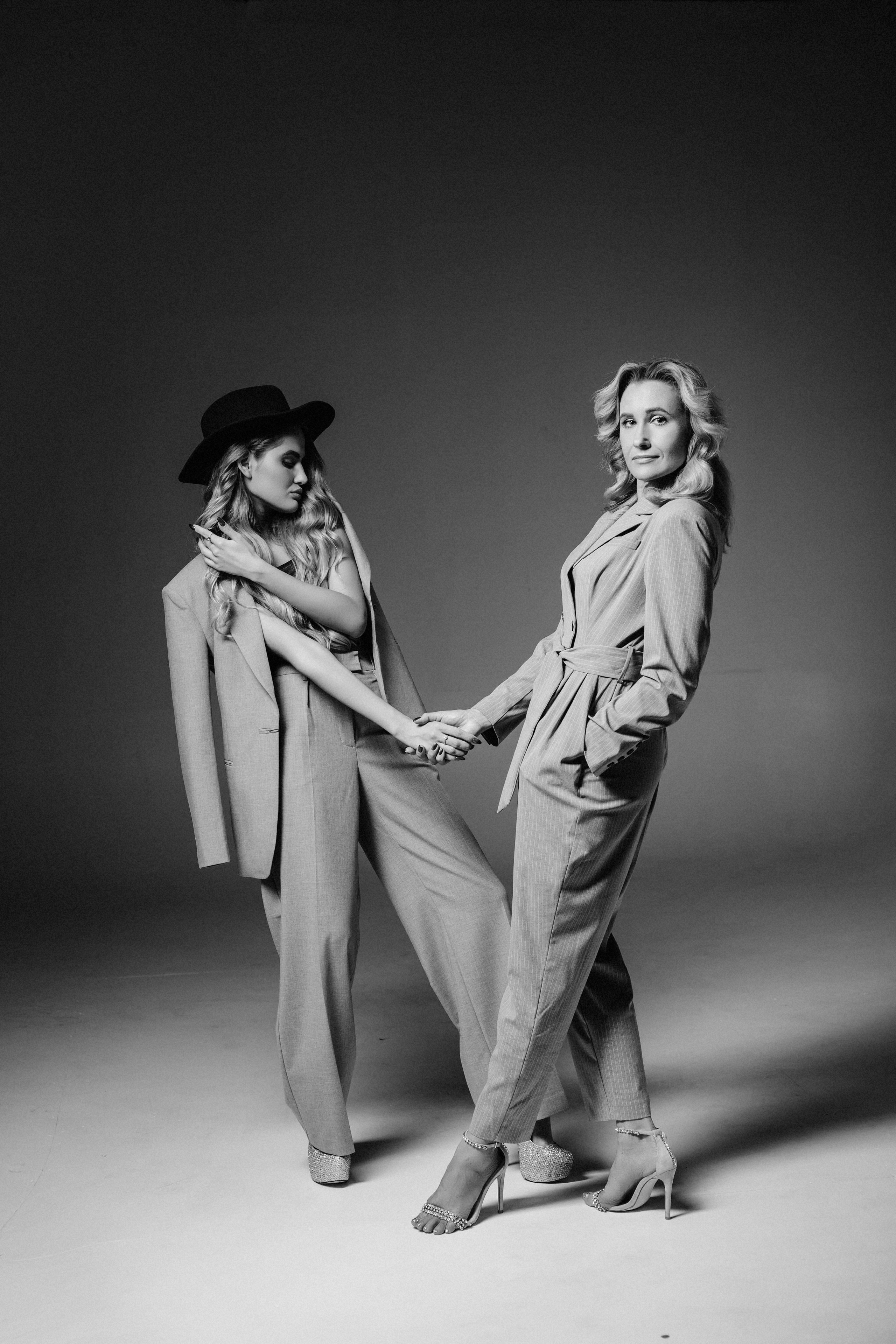 Мама и дочка Елена и Анастасия. Свадебный фотограф, портретный фотограф в Москве и Саратове Оксана Анциферова