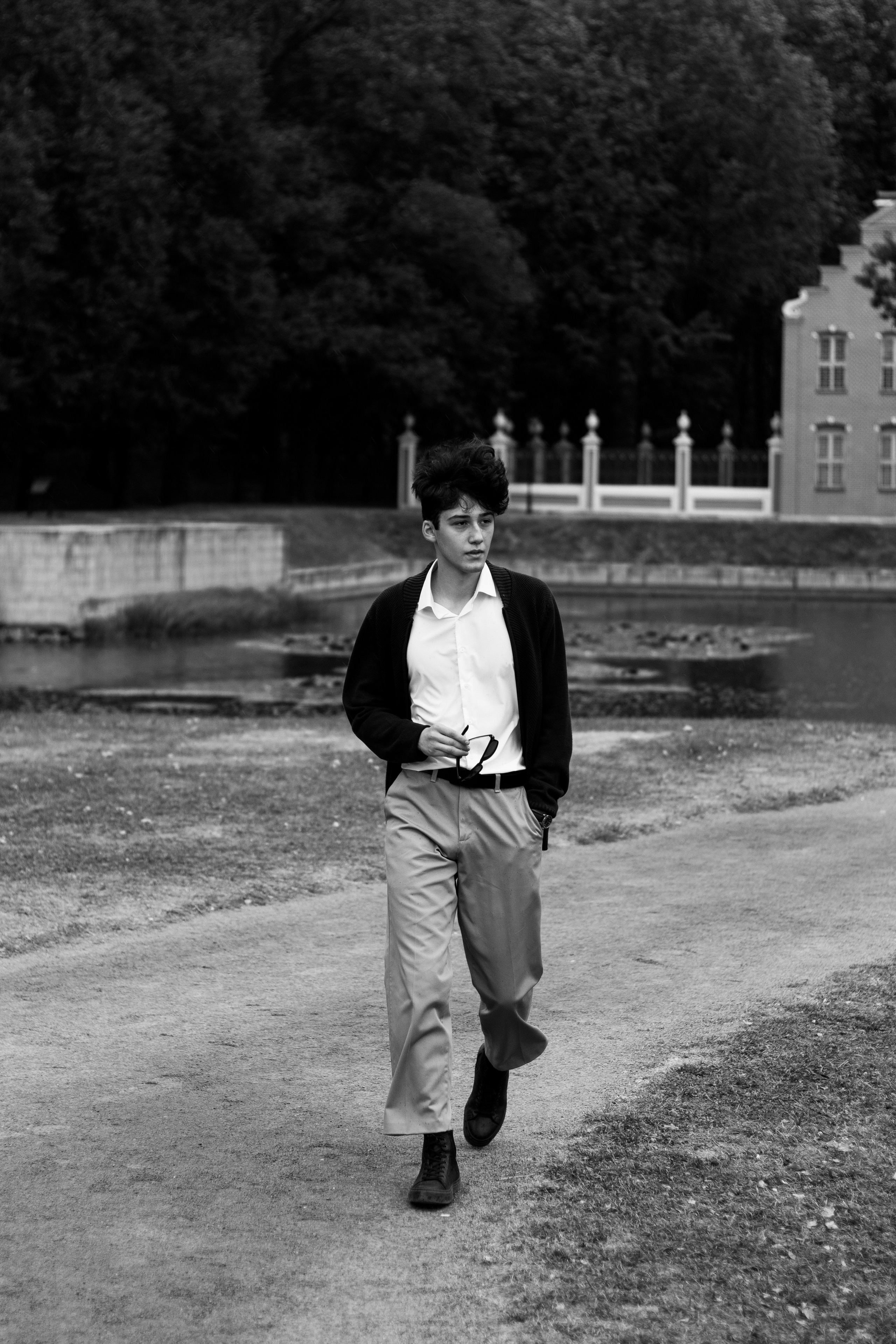 Уличная съемка — Рауф. Портретный фотограф в Орле. Готовые фото за 3 дня! Помощь в позировании. Советы по организации