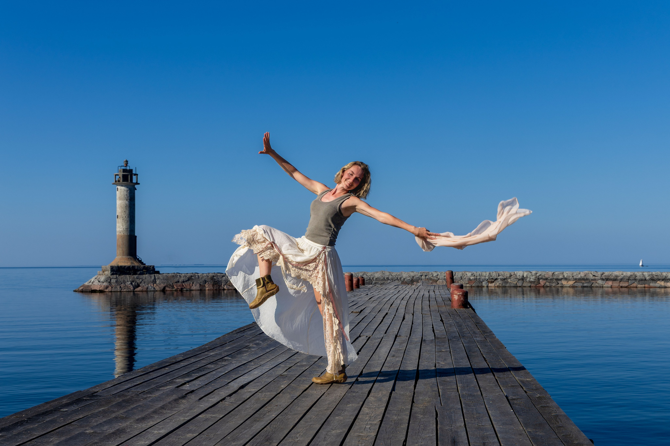 Юля на маяке. Портретный и семейный фотограф Санкт-Петербург
